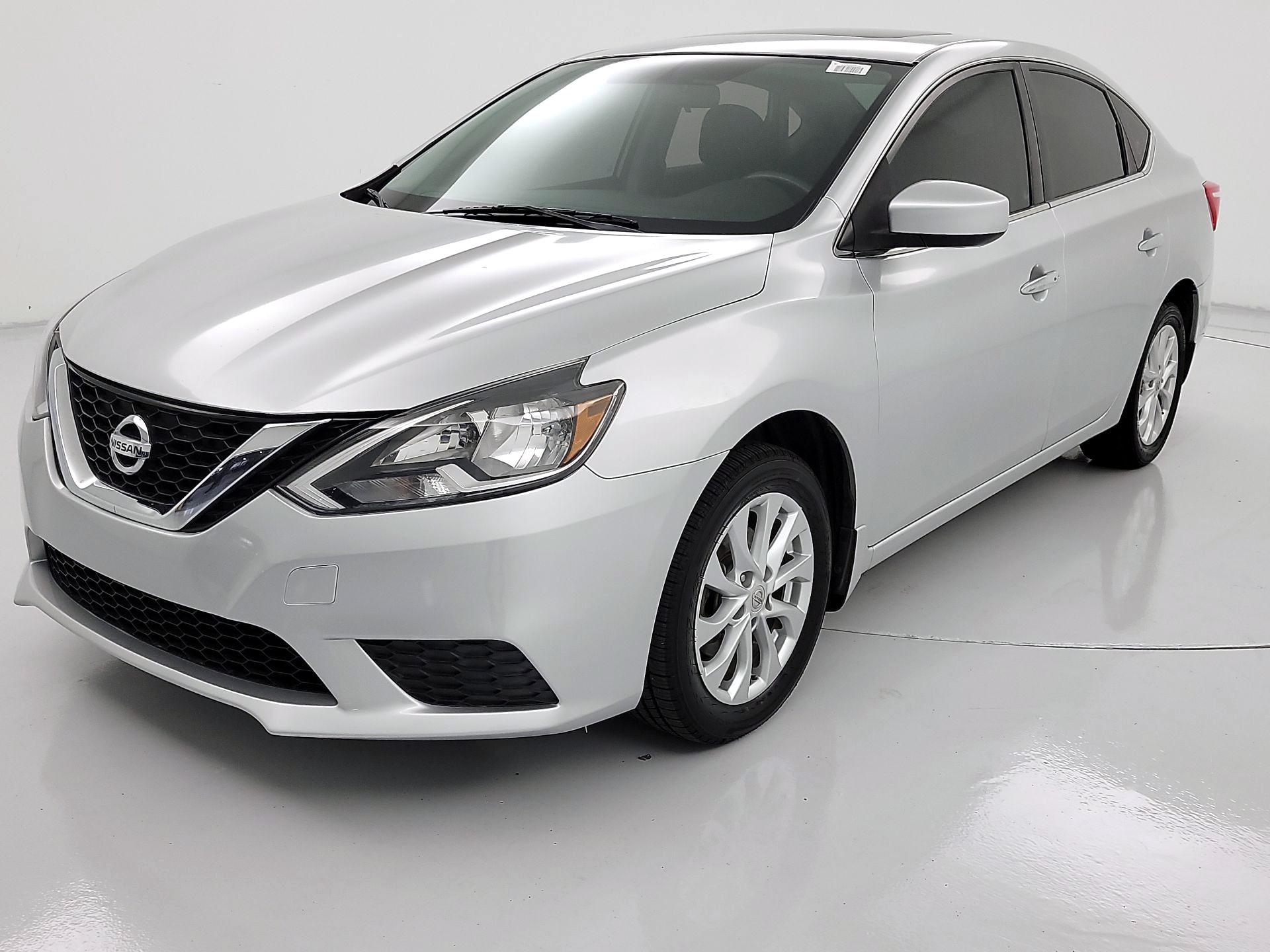 Thumbnail: 2016 Nissan Sentra - 3