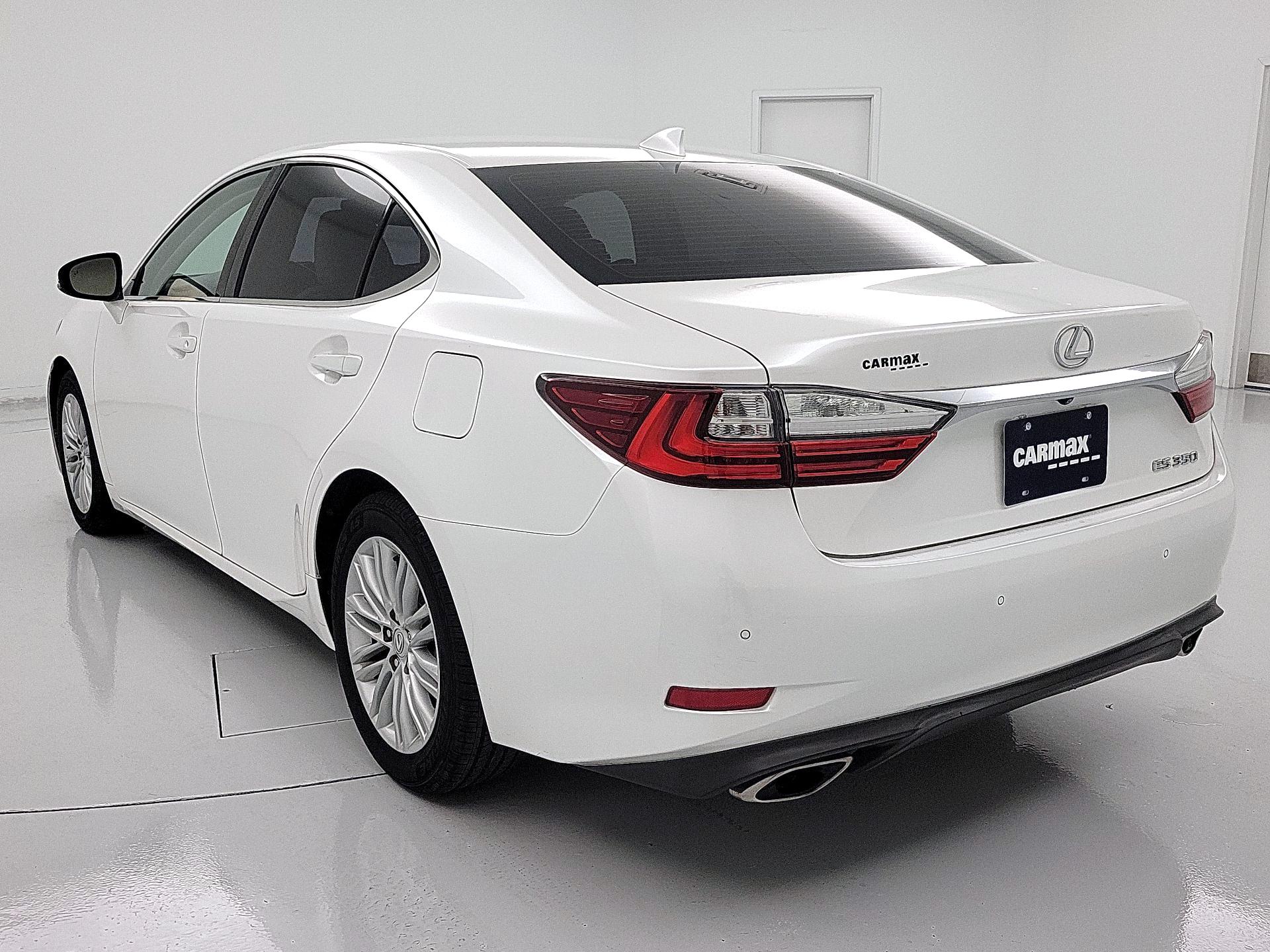 Thumbnail: 2017 Lexus ES - 7