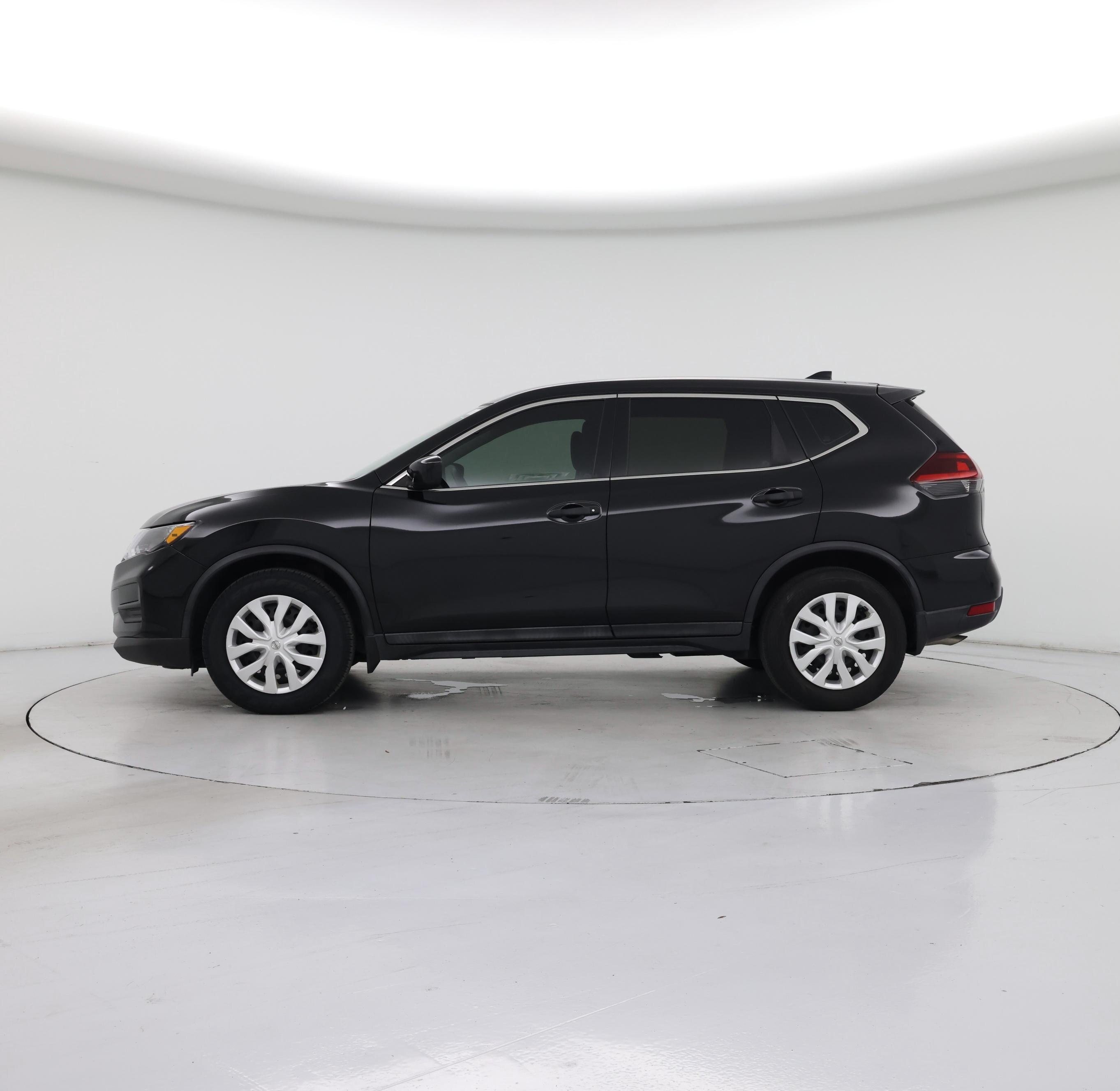 Thumbnail: 2020 Nissan Rogue - 3