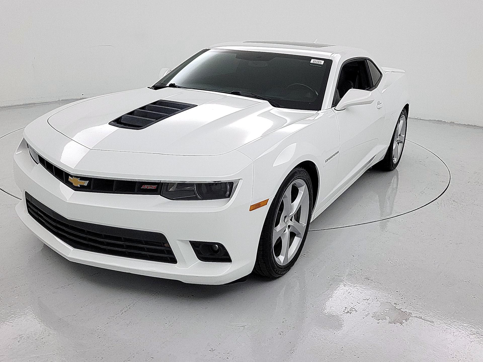 Thumbnail: 2015 Chevrolet Camaro - 3
