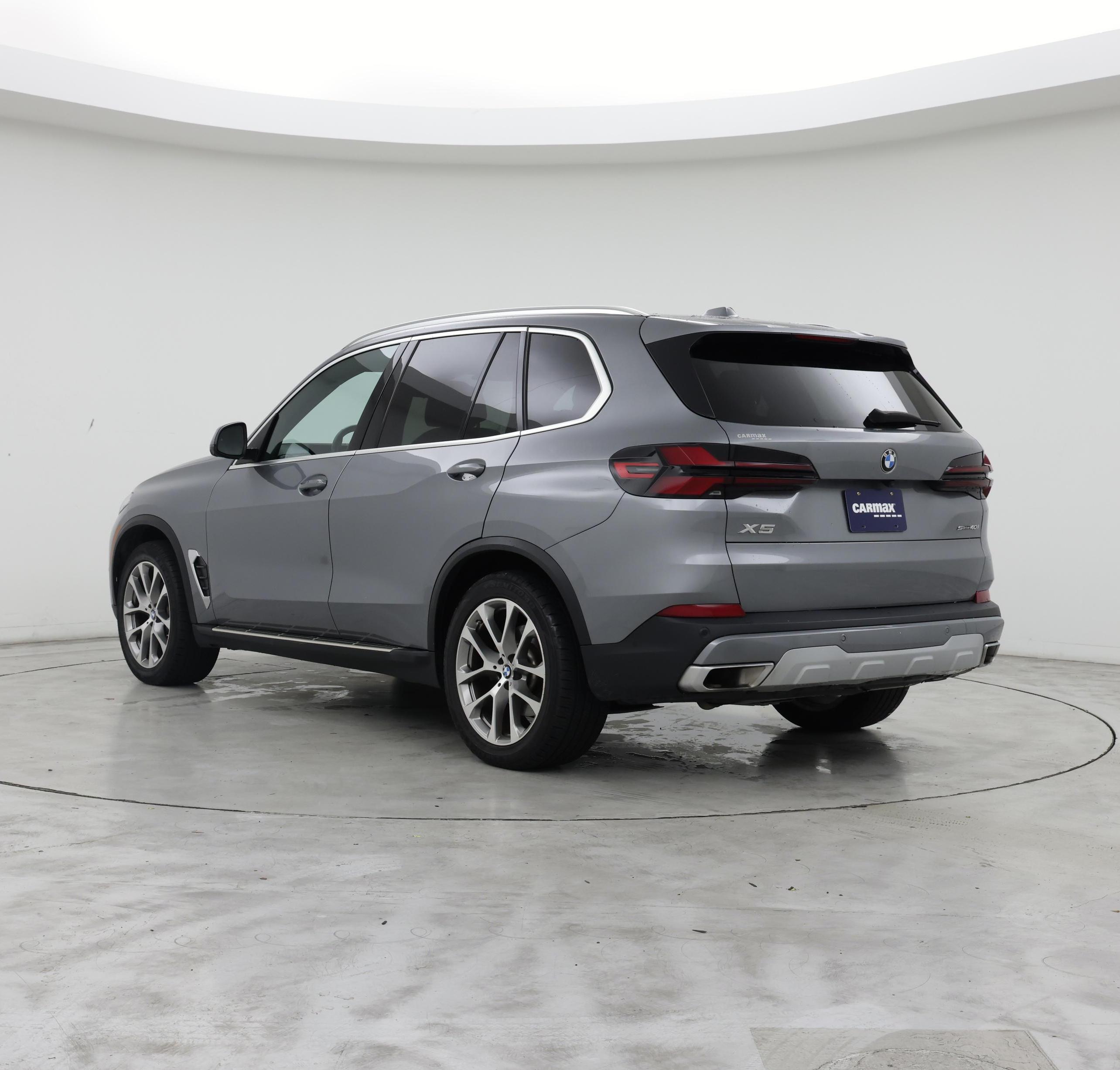 Thumbnail: 2024 BMW X5 - 2