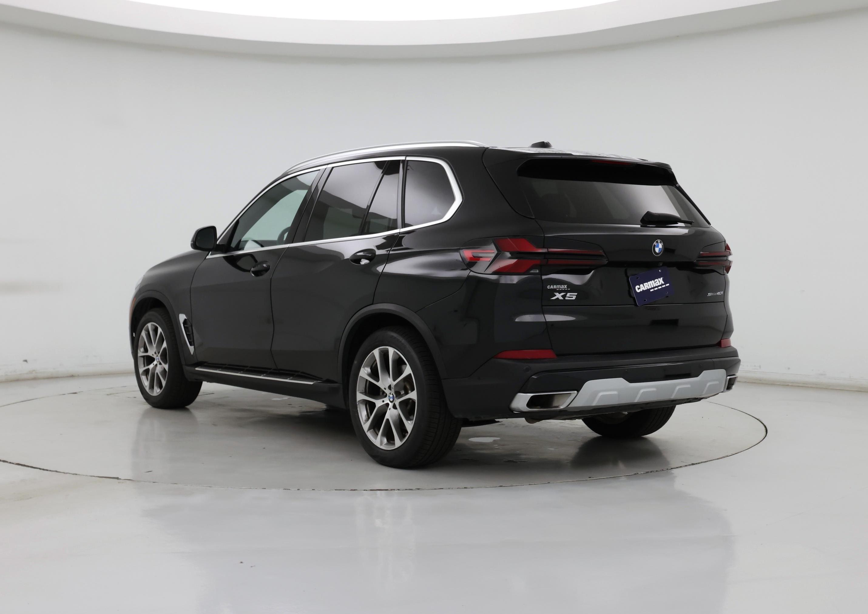 Thumbnail: 2024 BMW X5 - 2