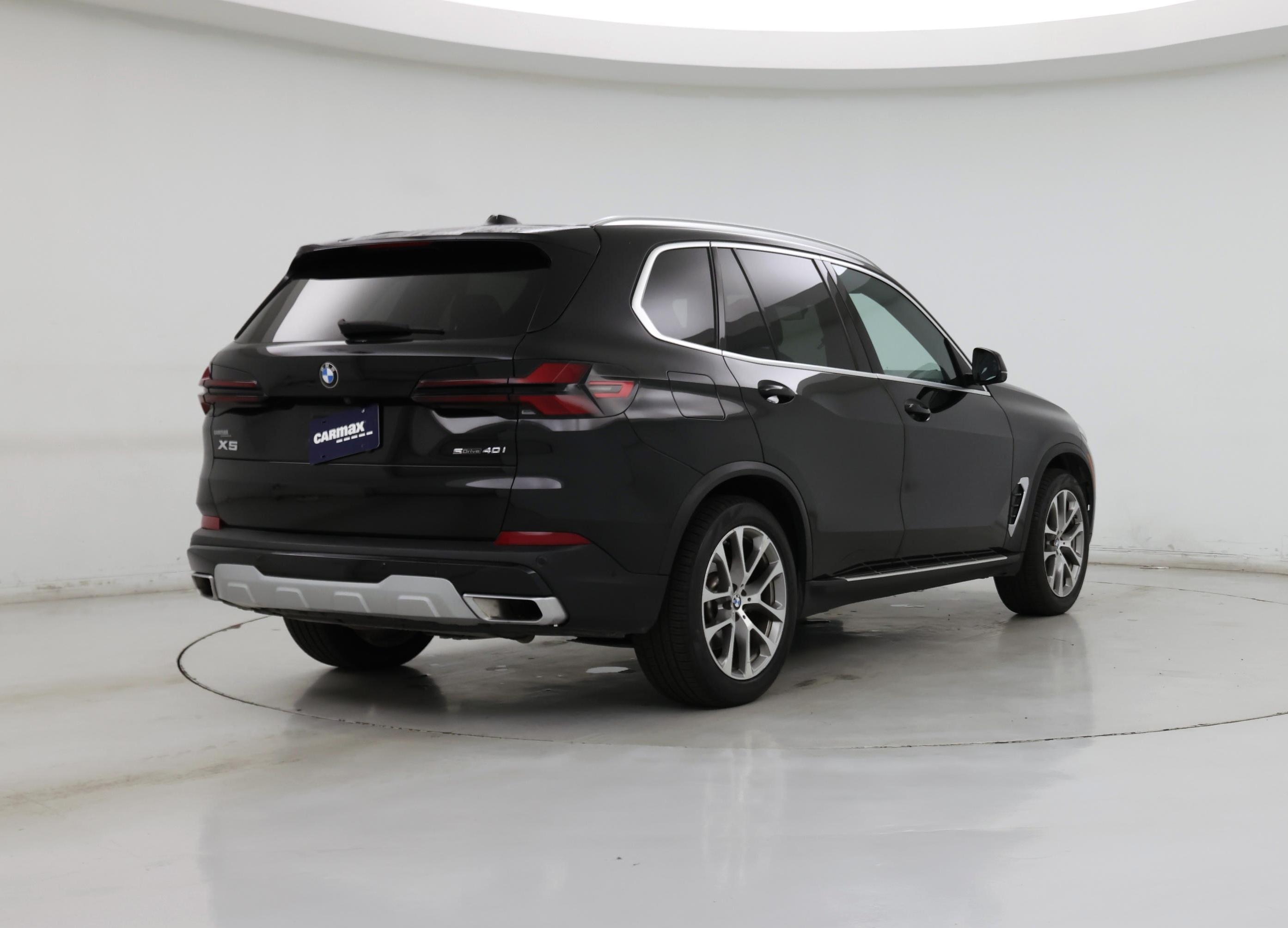 Thumbnail: 2024 BMW X5 - 8