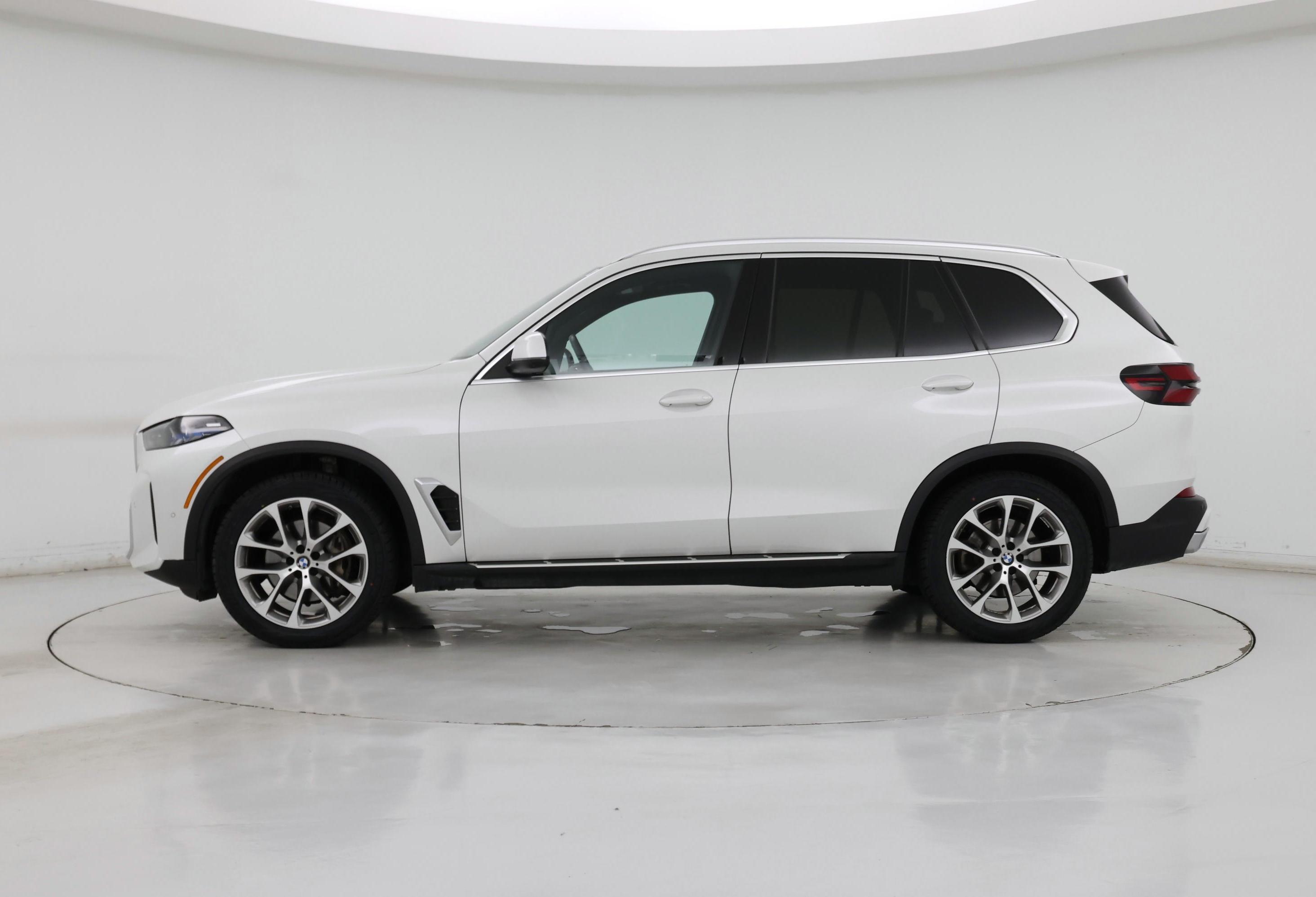 Thumbnail: 2024 BMW X5 - 3