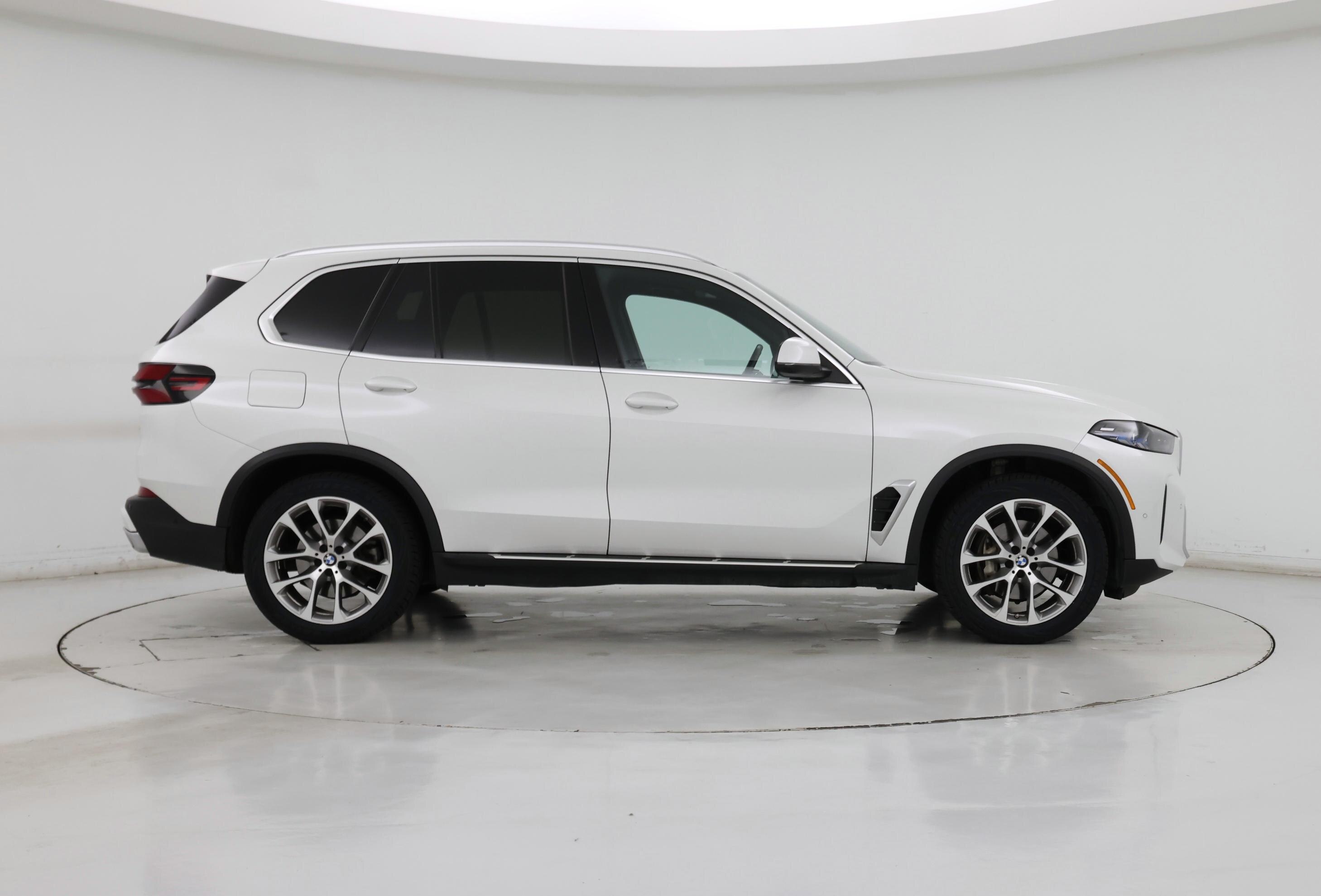 Thumbnail: 2024 BMW X5 - 7