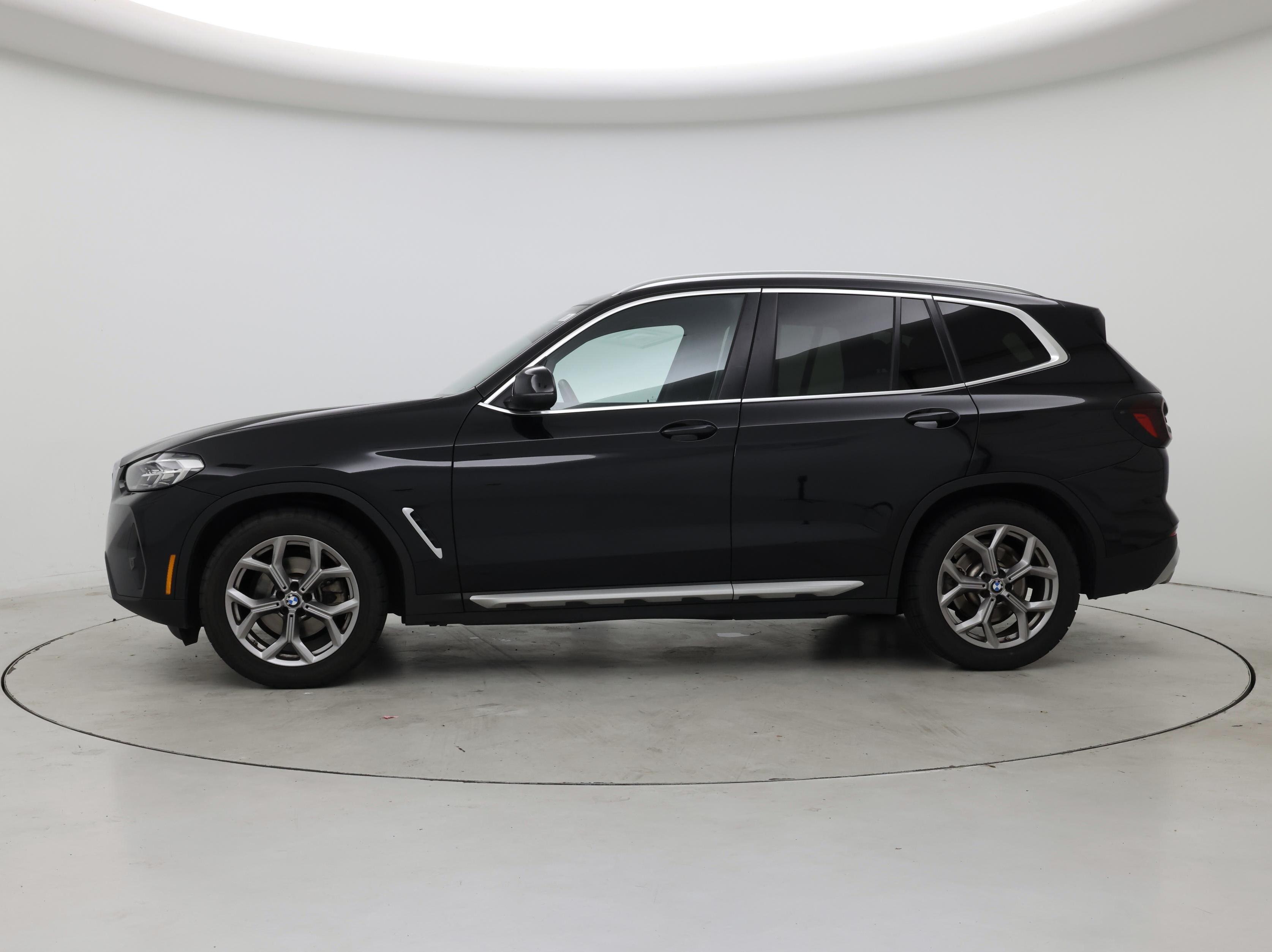Thumbnail: 2024 BMW X3 - 3
