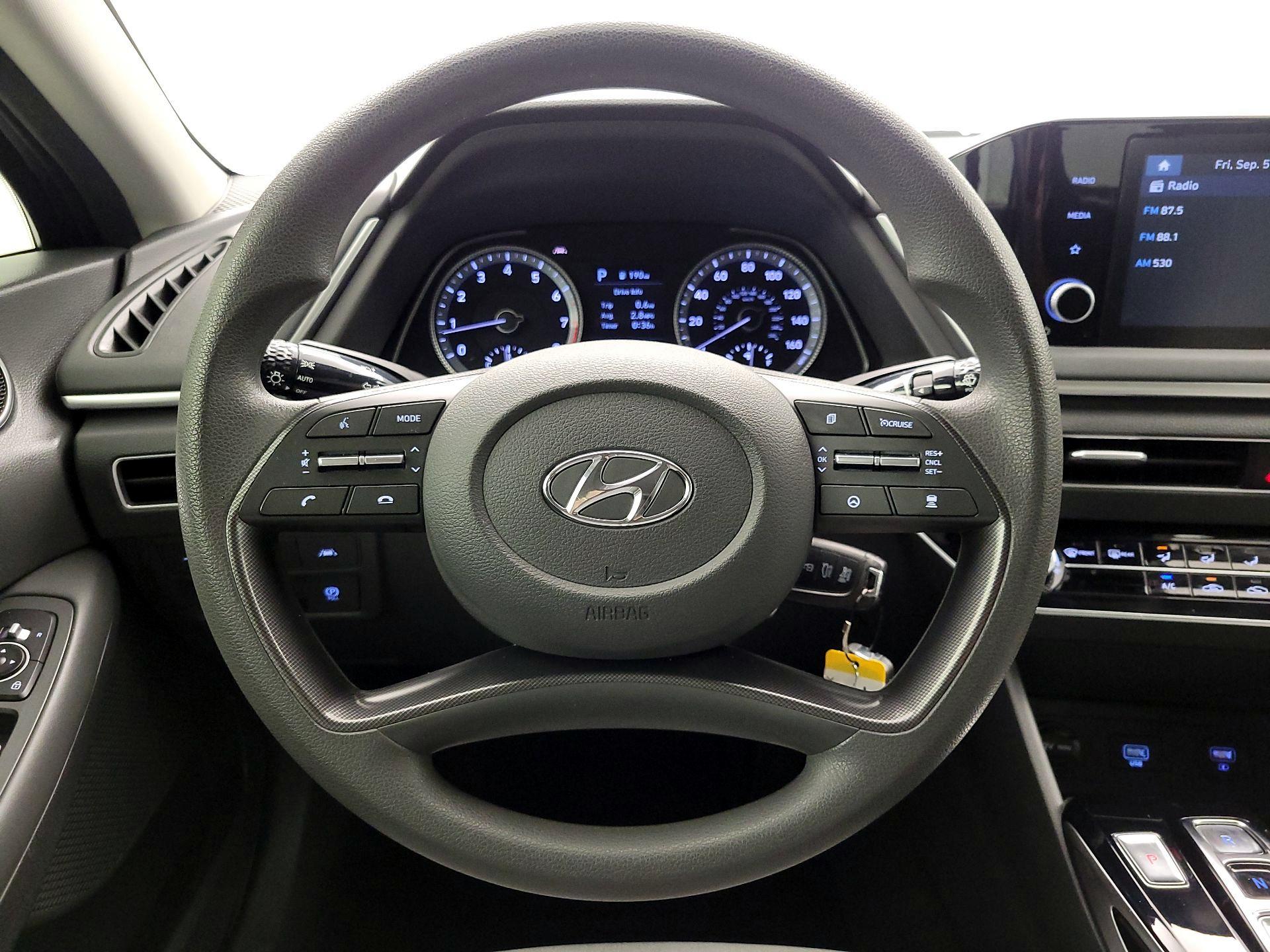 Thumbnail: 2022 Hyundai Sonata - 10