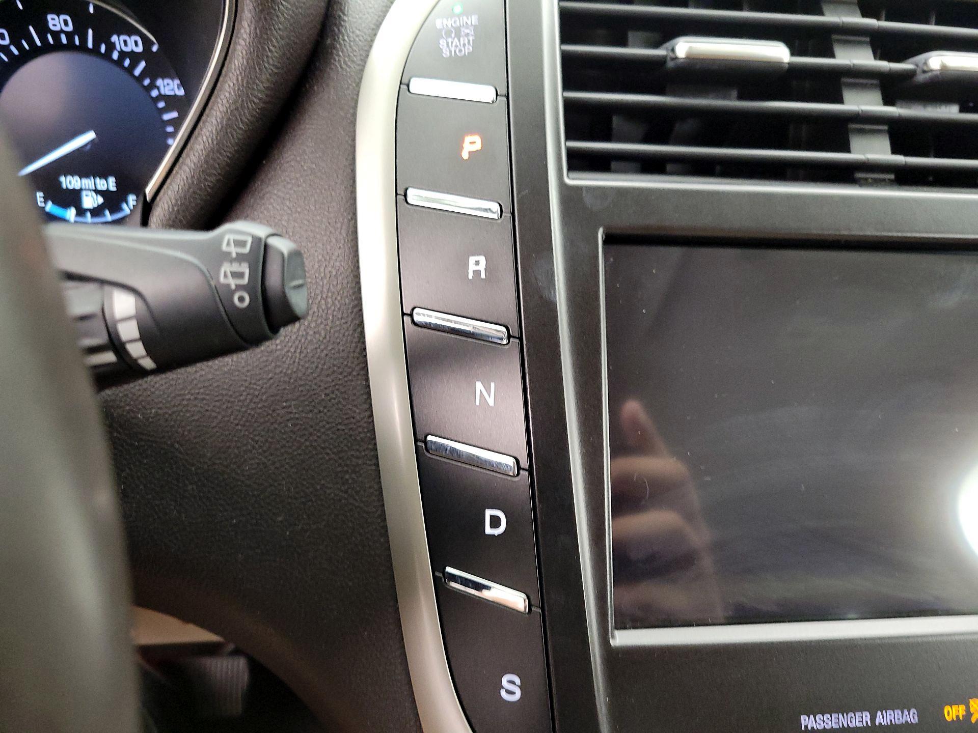 Thumbnail: 2019 Lincoln MKC - 18