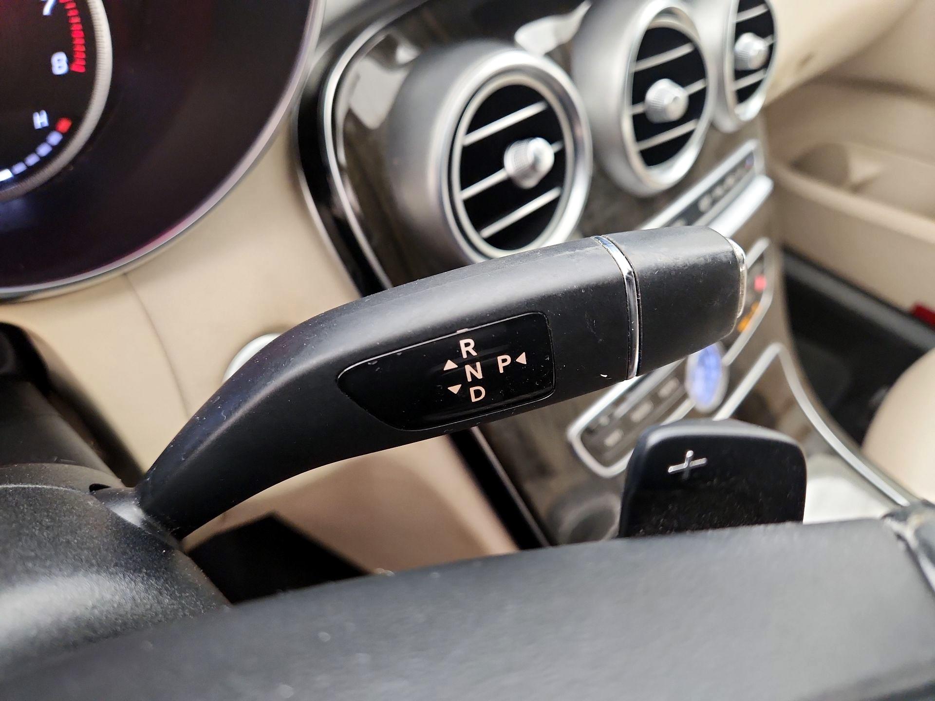 Thumbnail: 2018 Mercedes-Benz C-Class - 17