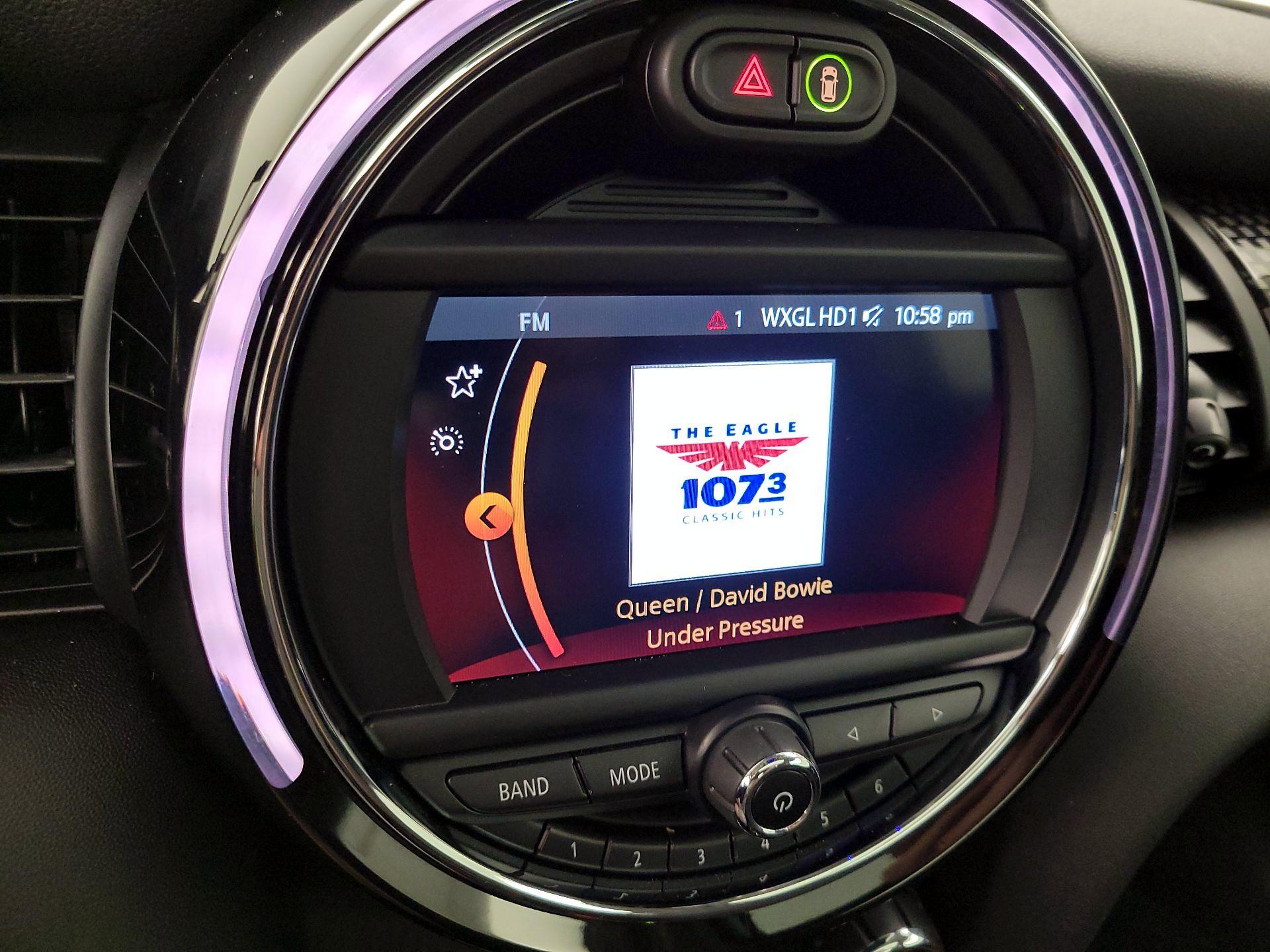 Thumbnail: 2019 MINI Cooper Hardtop - 15
