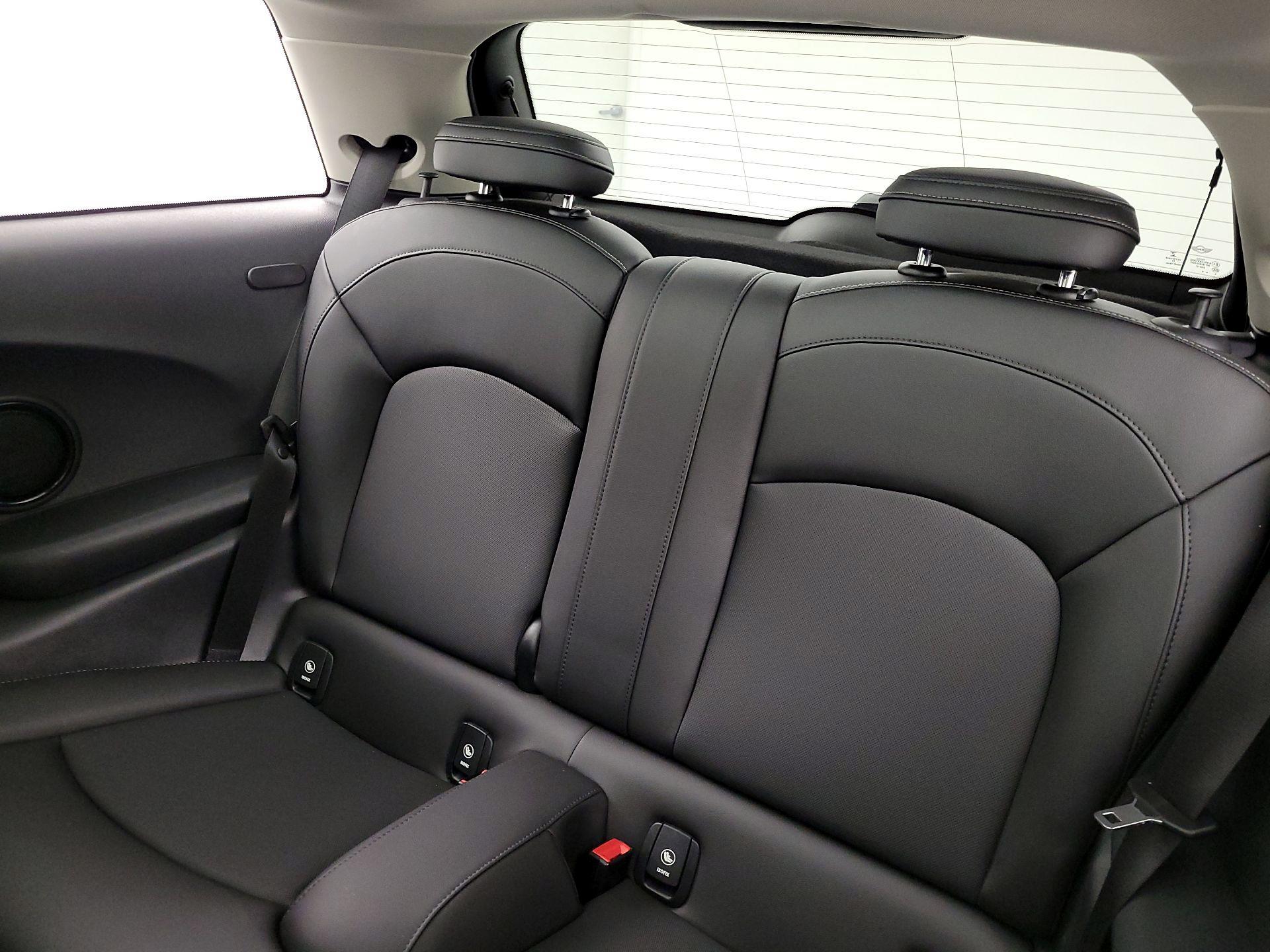 Thumbnail: 2019 MINI Cooper Hardtop - 20