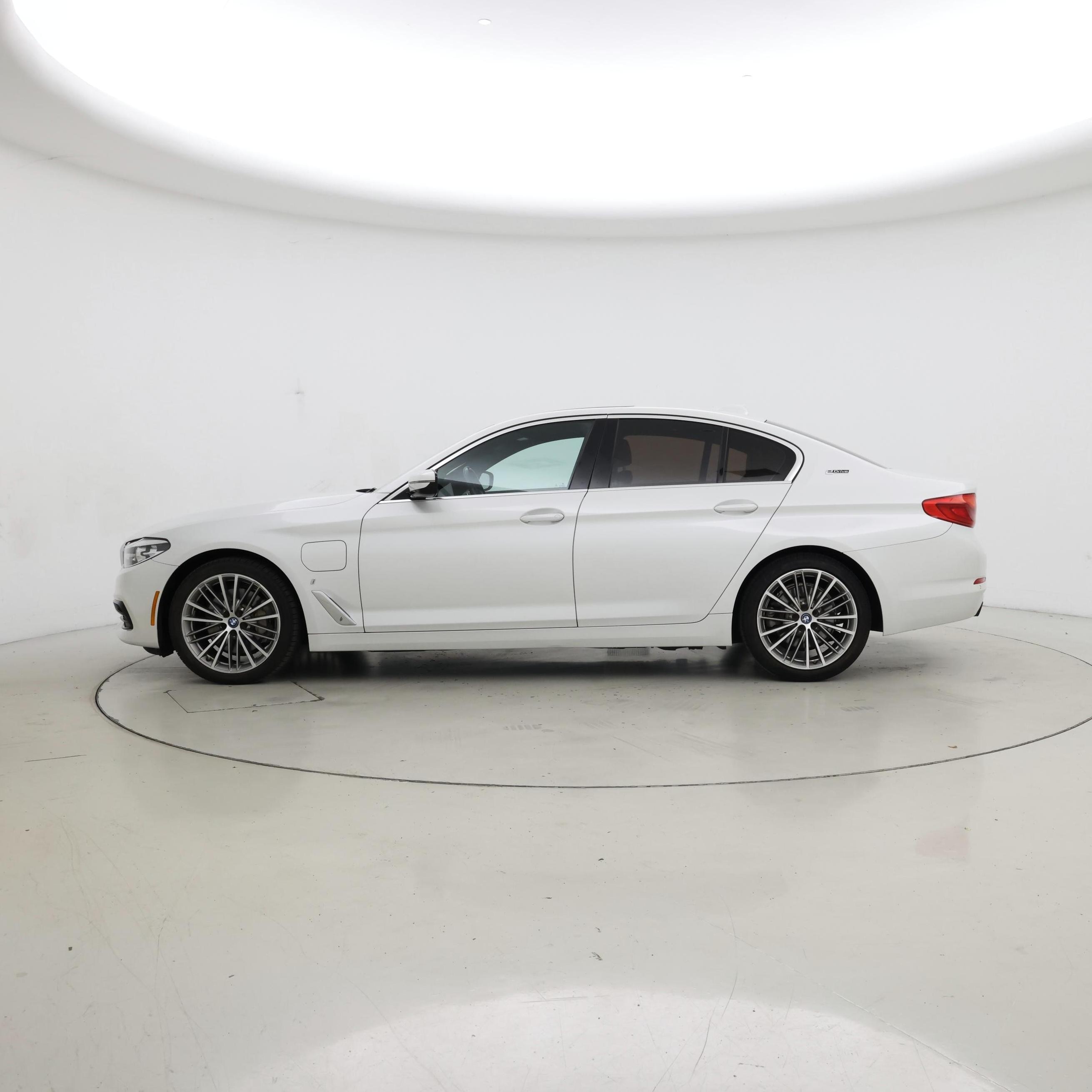 Thumbnail: 2019 BMW 5 Series - 3