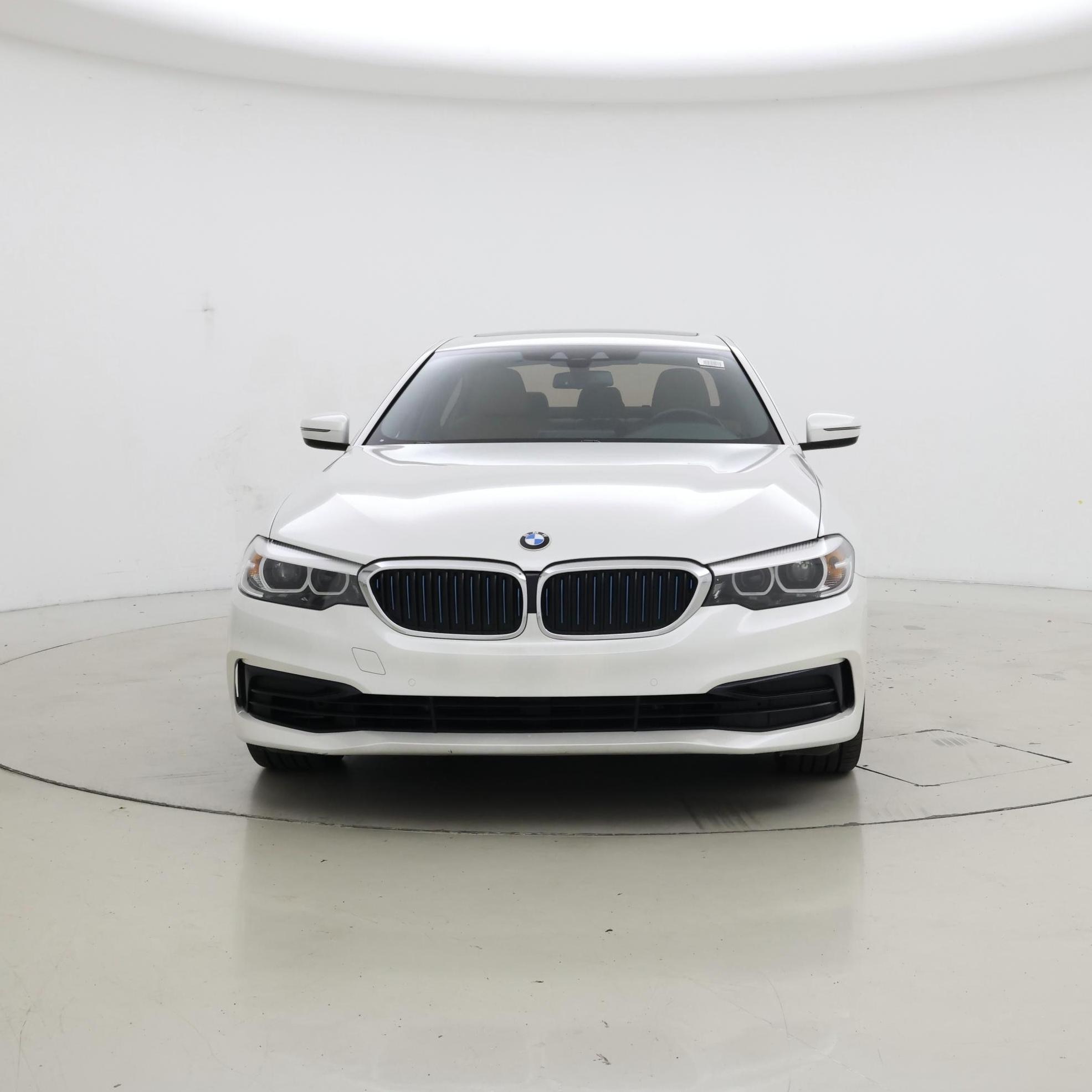 Thumbnail: 2019 BMW 5 Series - 5