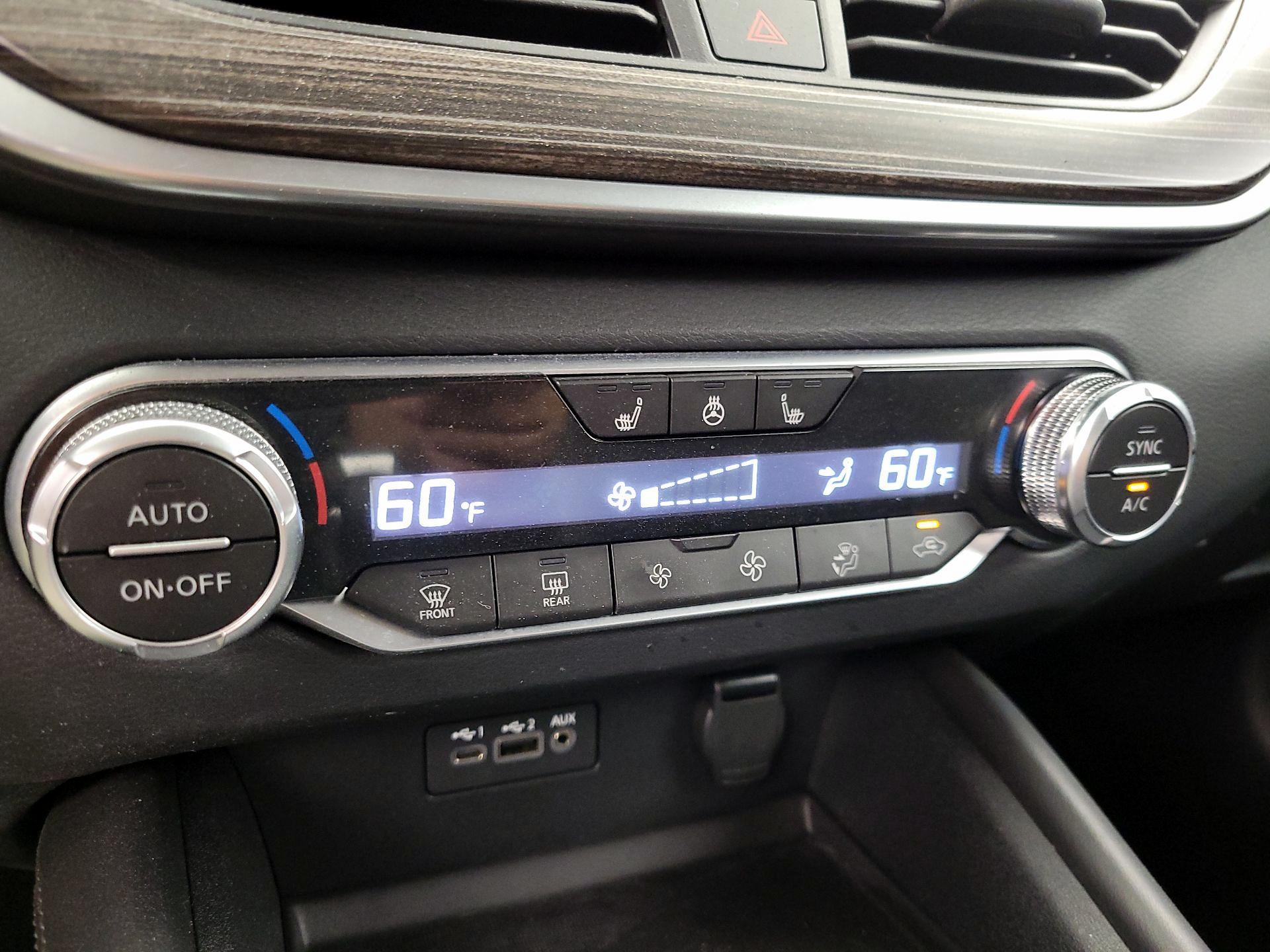 Thumbnail: 2019 Nissan Altima - 17