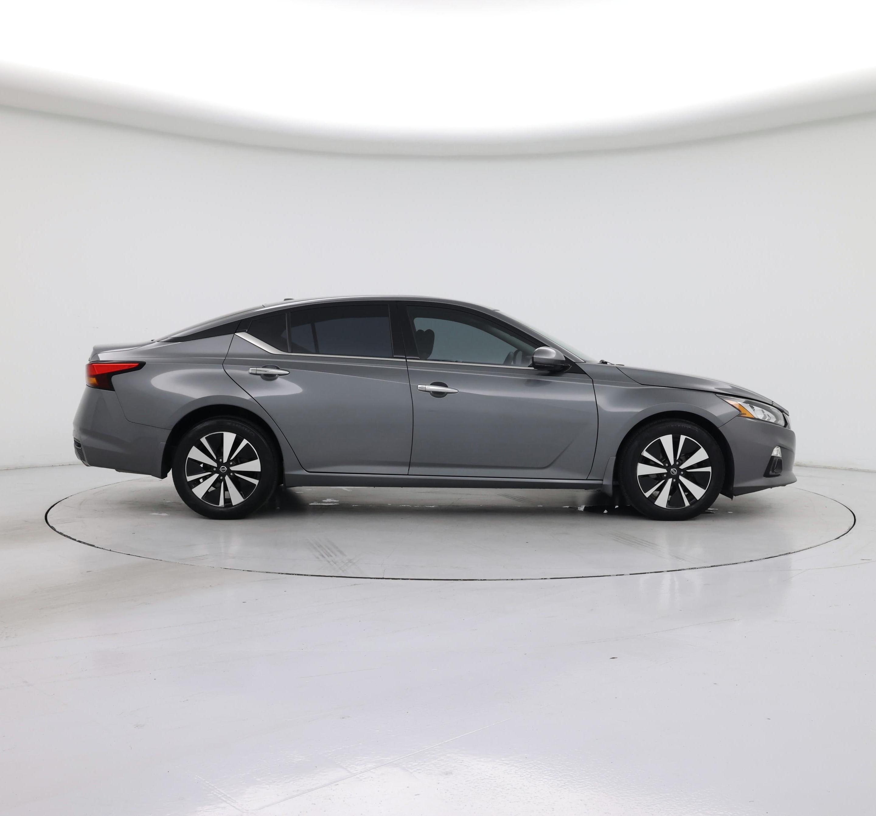 Thumbnail: 2019 Nissan Altima - 7