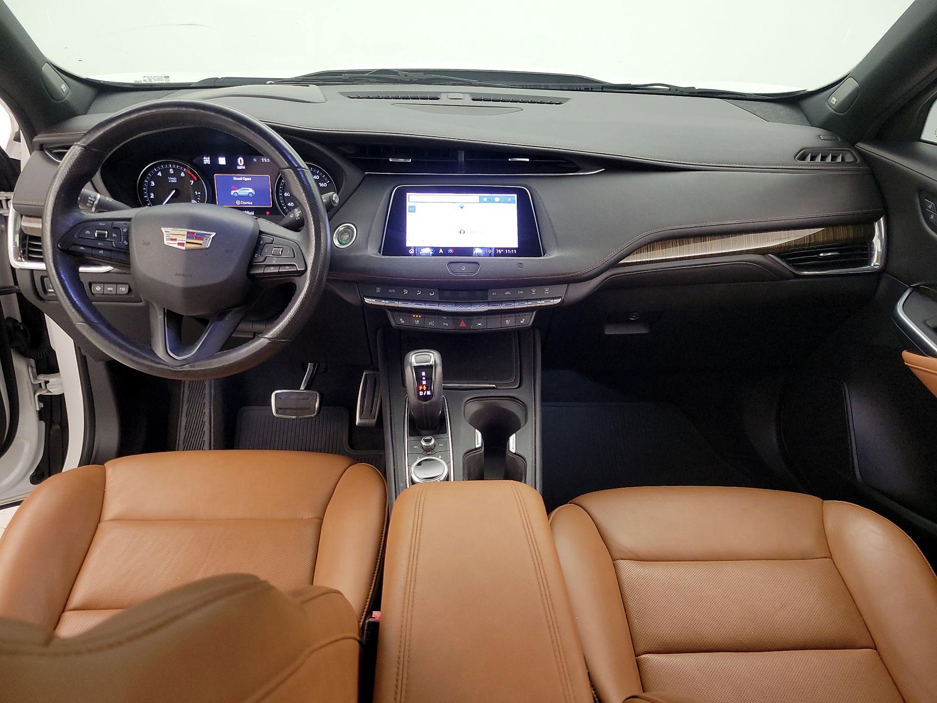 Thumbnail: 2019 Cadillac XT4 - 9