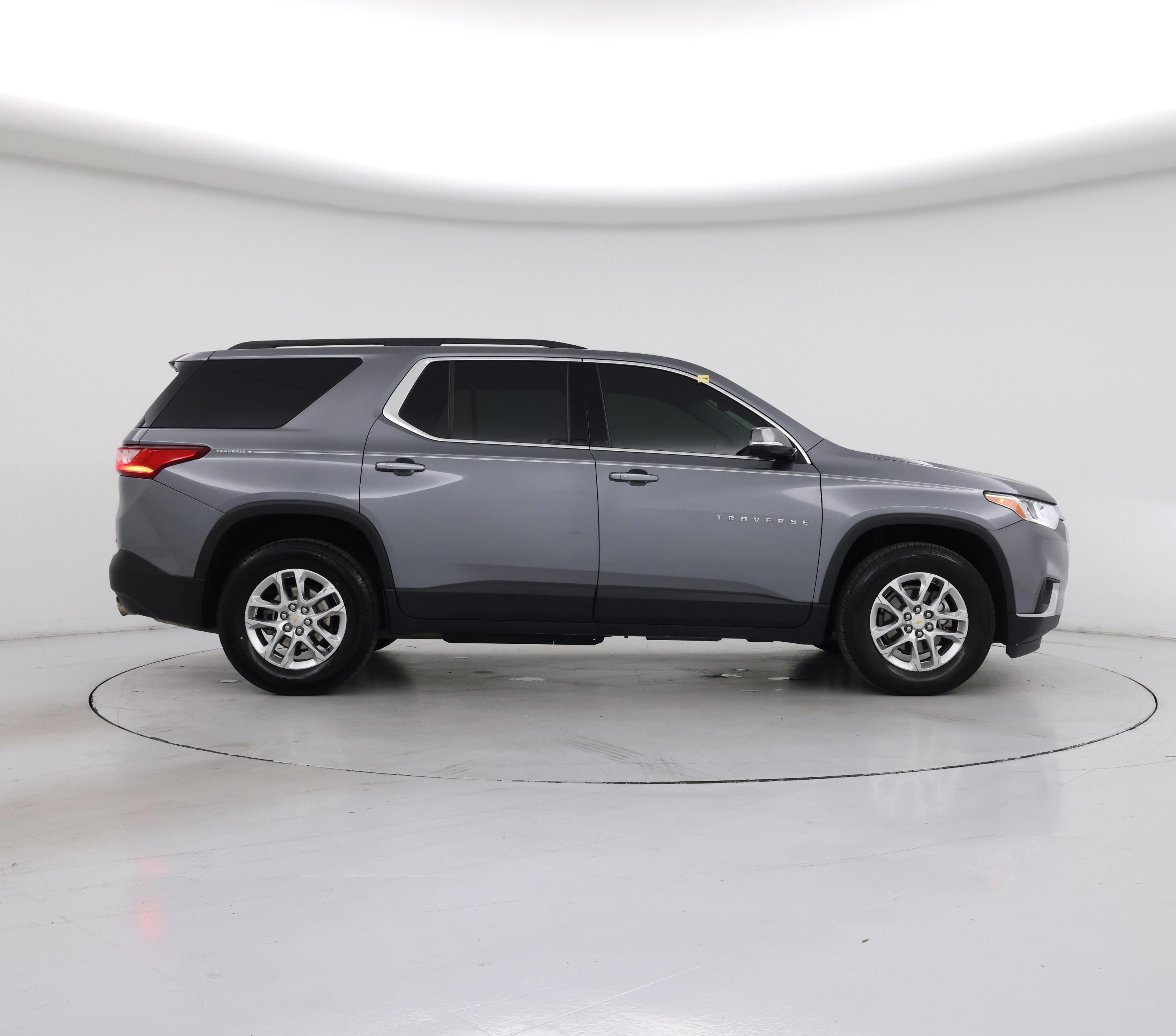 Thumbnail: 2020 Chevrolet Traverse - 7