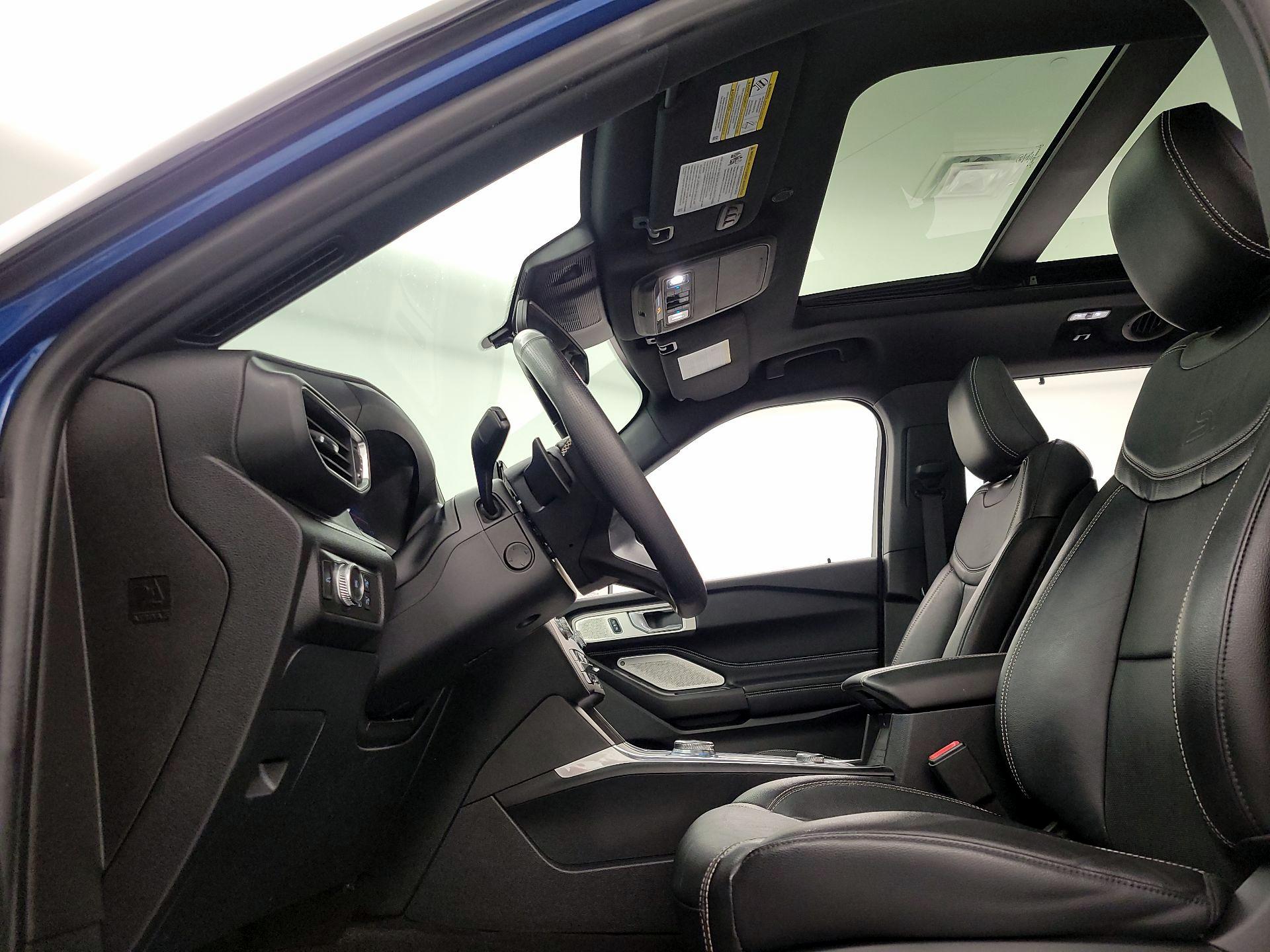Thumbnail: 2020 Ford Explorer - 20
