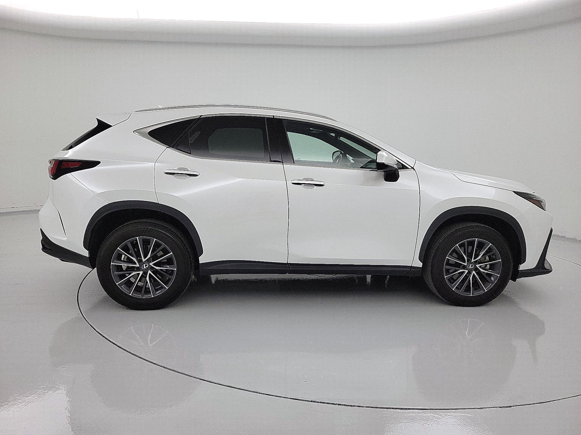 Thumbnail: 2022 Lexus NX - 4