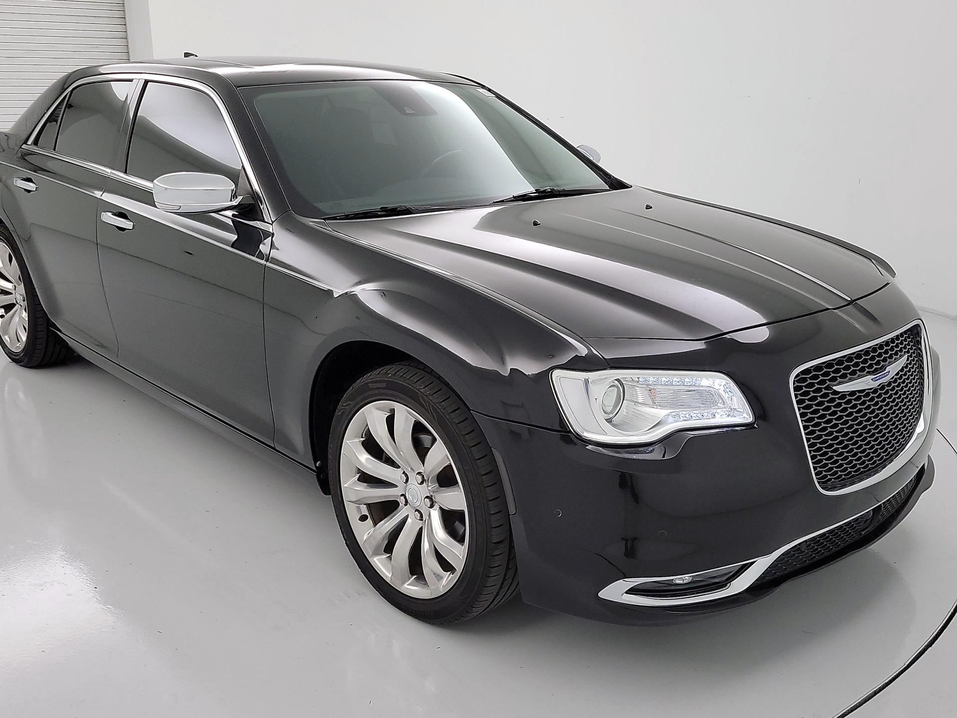 Thumbnail: 2018 Chrysler 300 - 1
