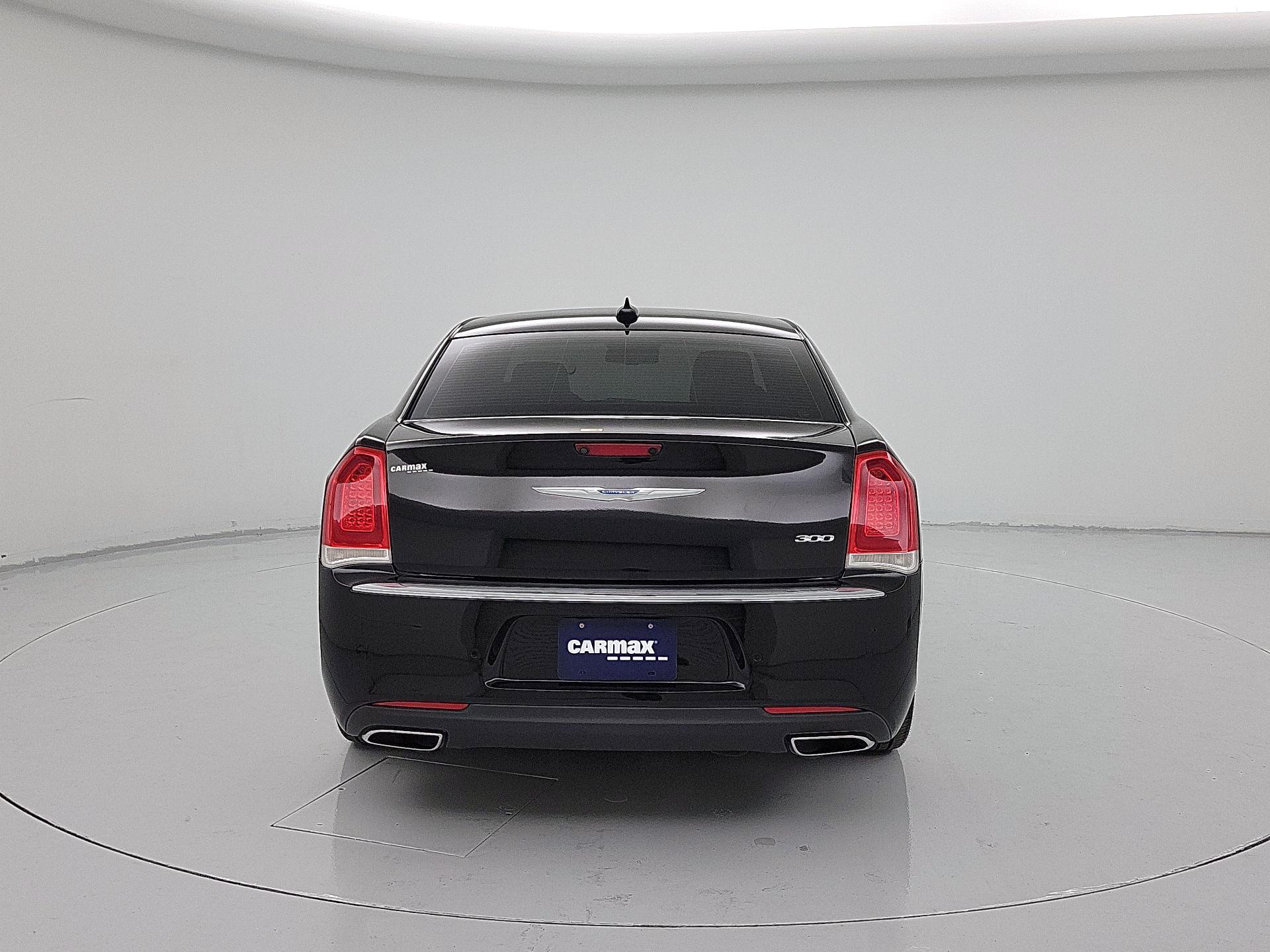 Thumbnail: 2018 Chrysler 300 - 6