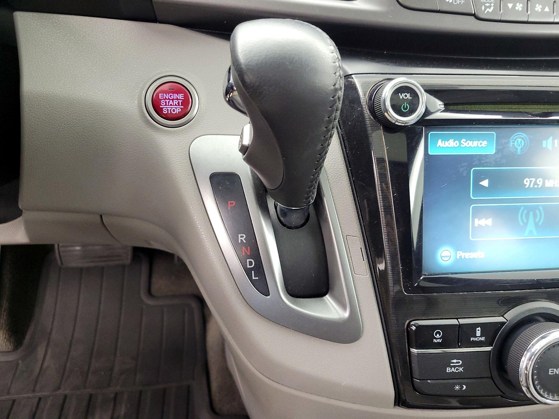 Thumbnail: 2014 Honda Odyssey - 18
