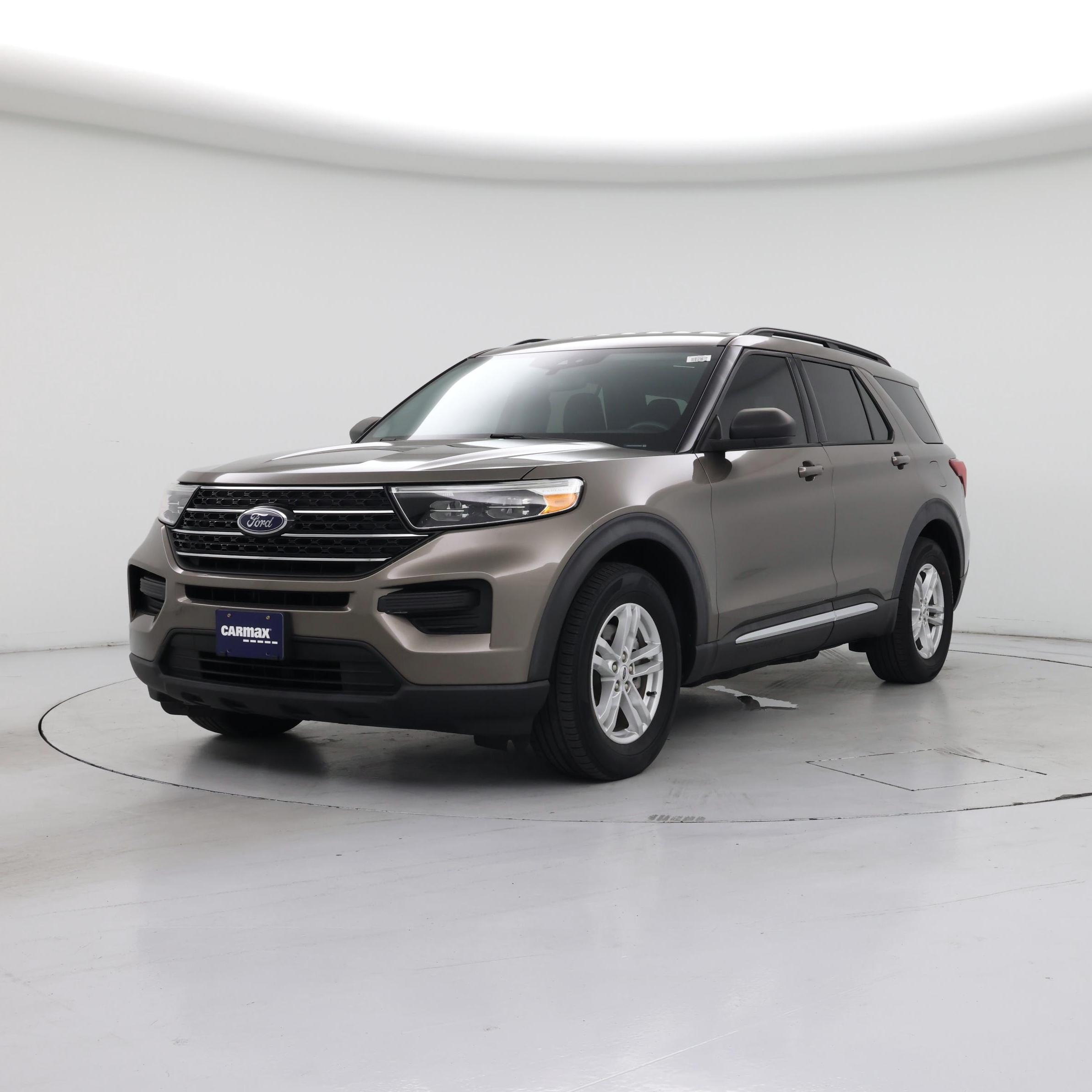 Thumbnail: 2021 Ford Explorer - 4