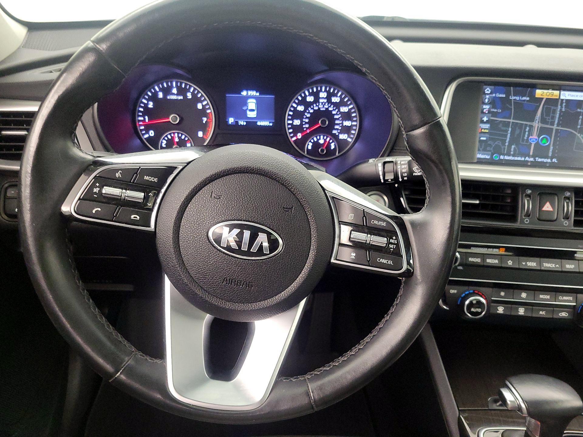Thumbnail: 2020 Kia Optima - 10