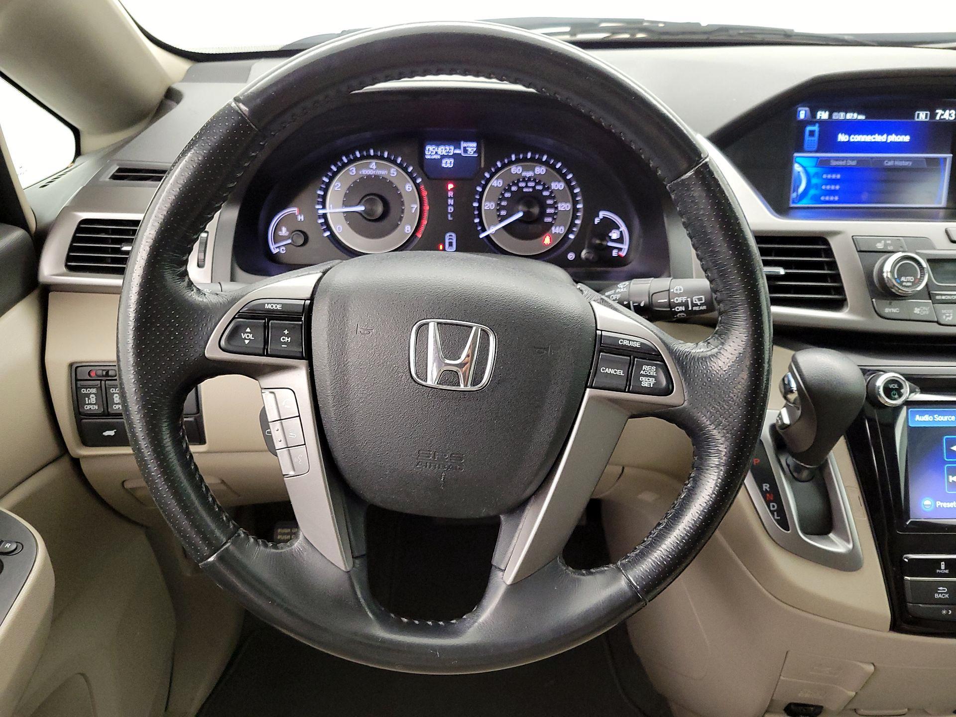Thumbnail: 2016 Honda Odyssey - 10