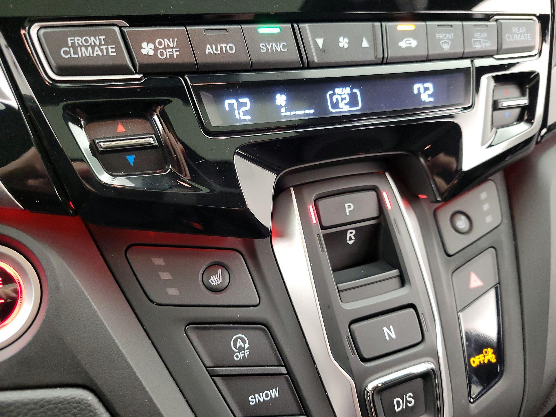 Thumbnail: 2023 Honda Odyssey - 16