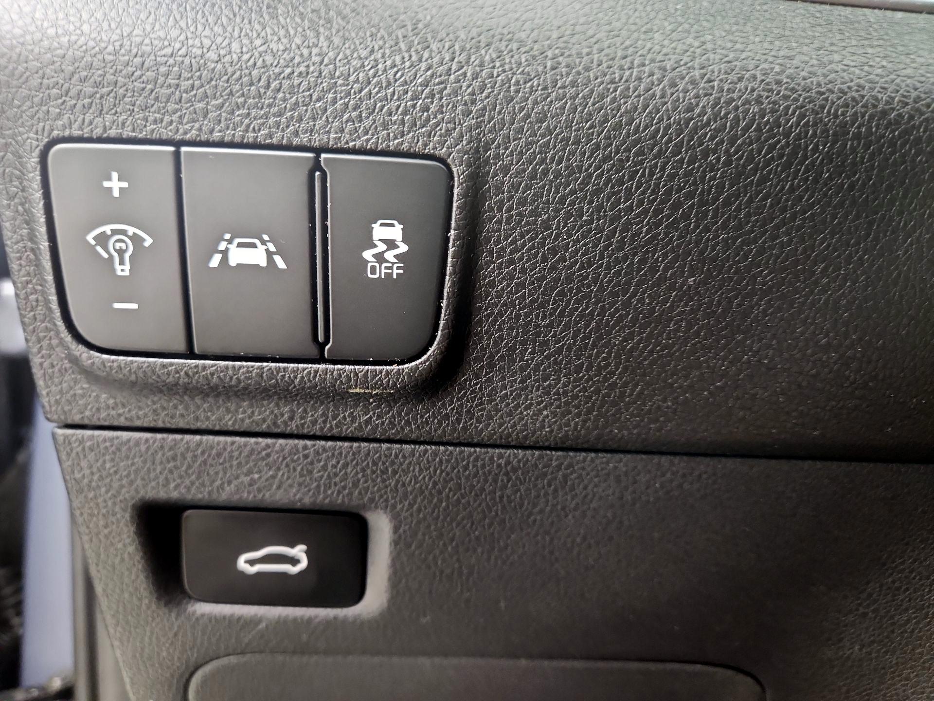 Thumbnail: 2021 Kia K5 - 13