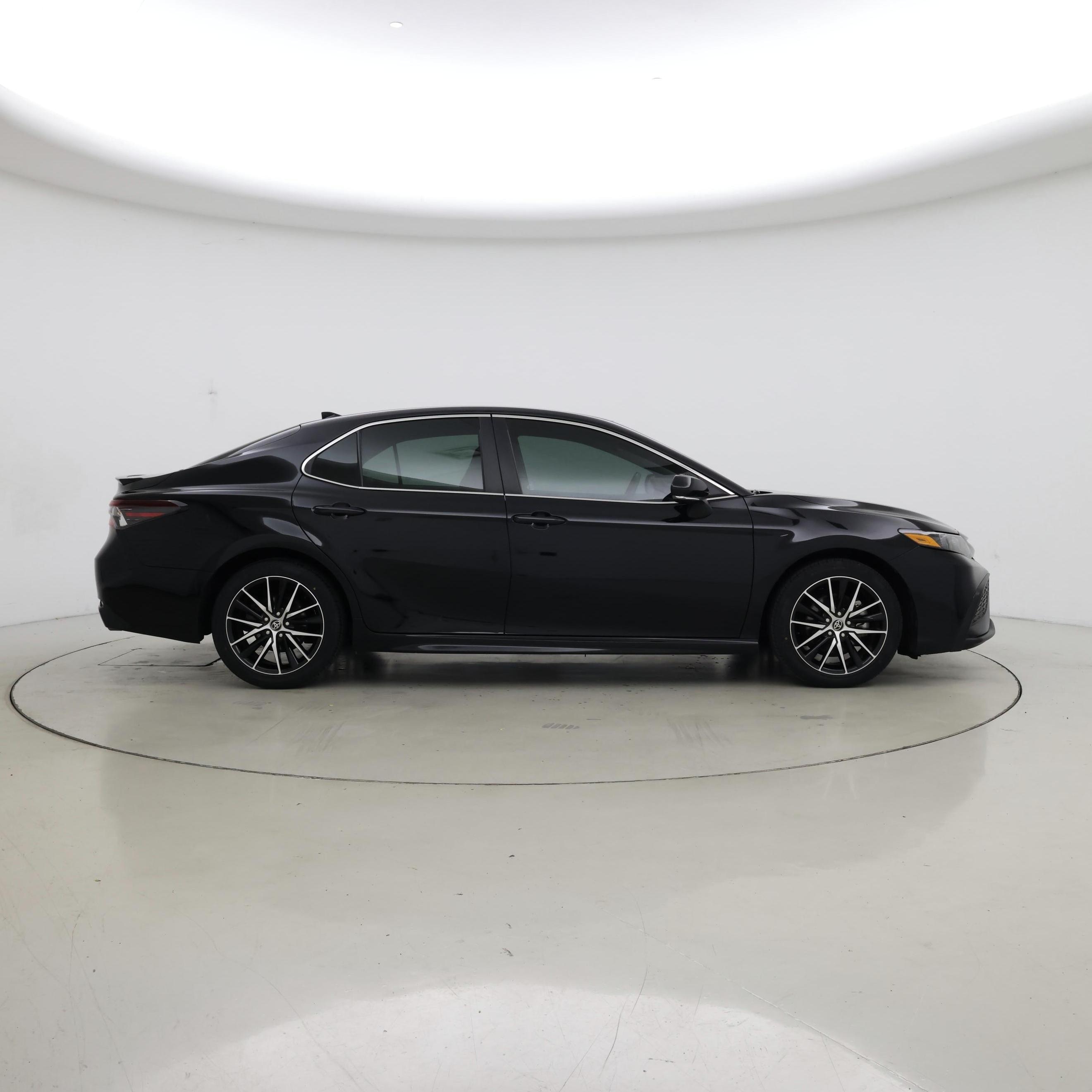 Thumbnail: 2023 Toyota Camry - 7