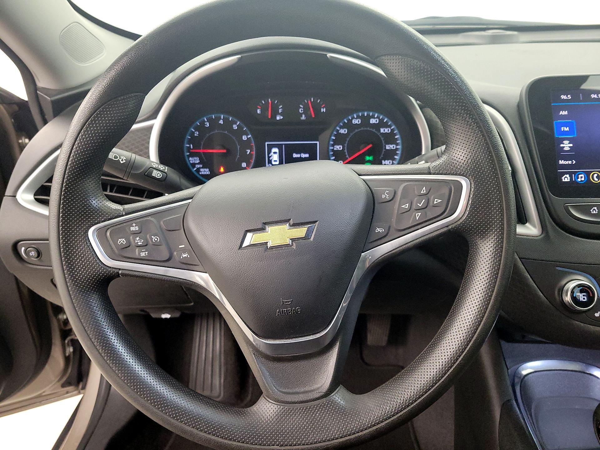 Thumbnail: 2023 Chevrolet Malibu - 10