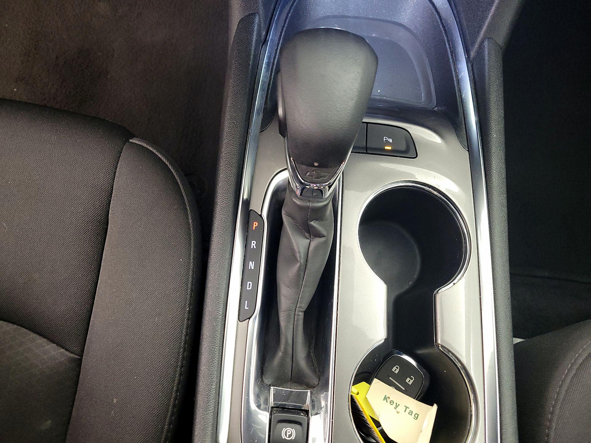 Thumbnail: 2023 Chevrolet Malibu - 17