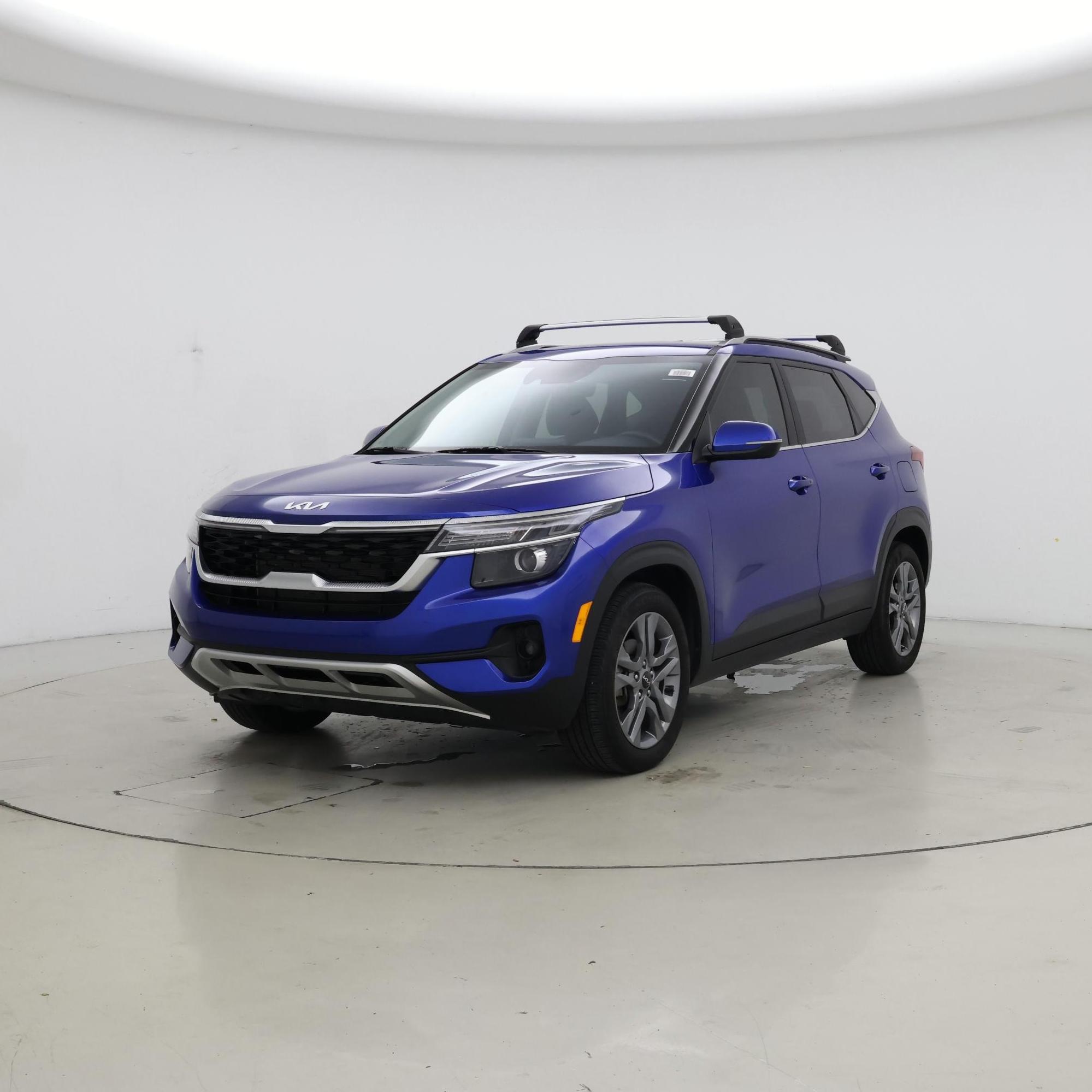 Thumbnail: 2023 Kia Seltos - 4
