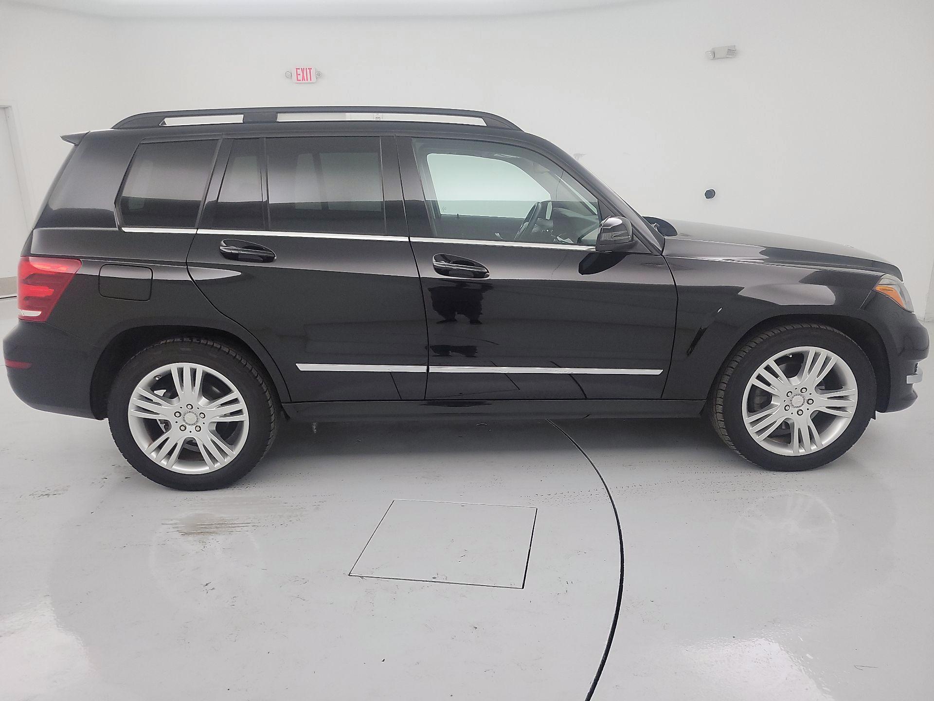 Thumbnail: 2015 Mercedes-Benz GLK - 4