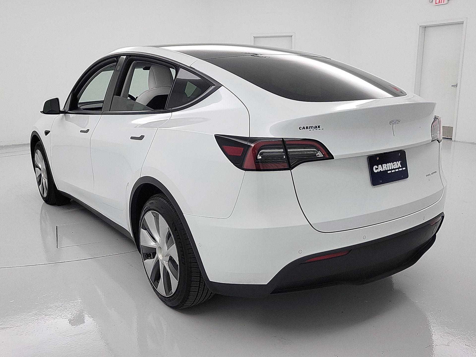 Thumbnail: 2022 Tesla Model Y - 7