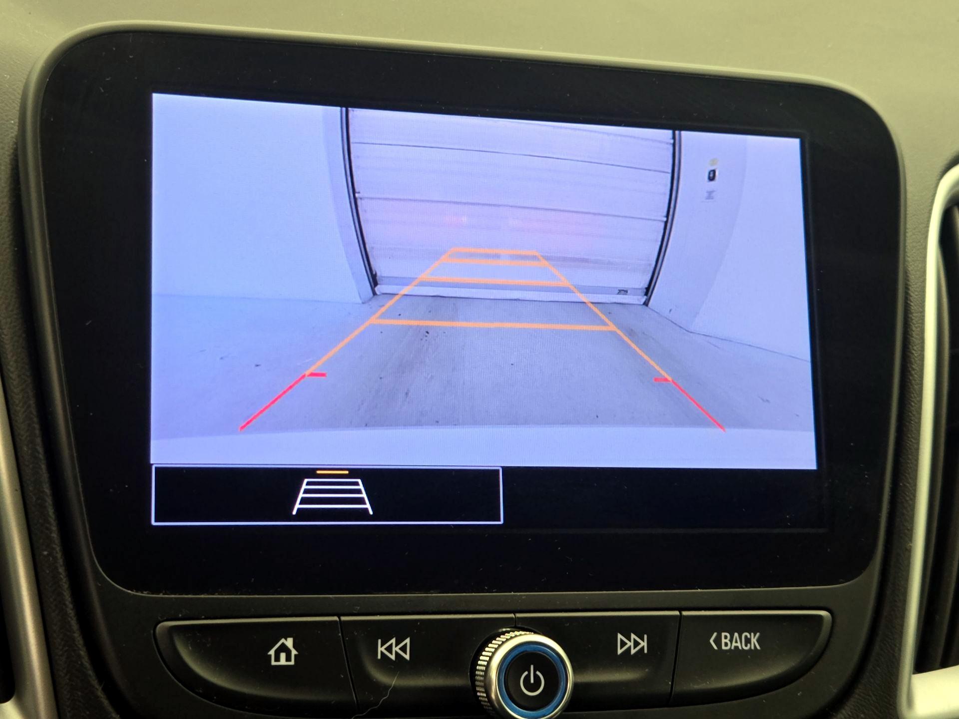 Thumbnail: 2023 Chevrolet Malibu - 14