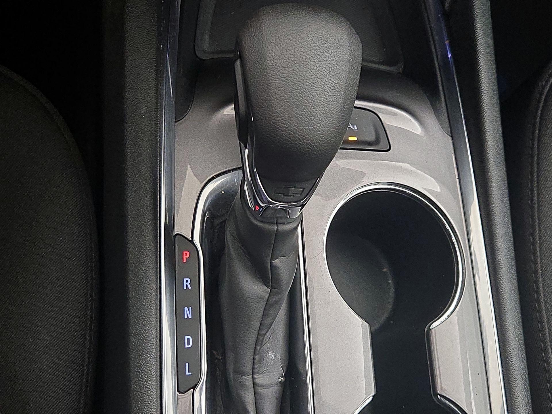 Thumbnail: 2023 Chevrolet Malibu - 17