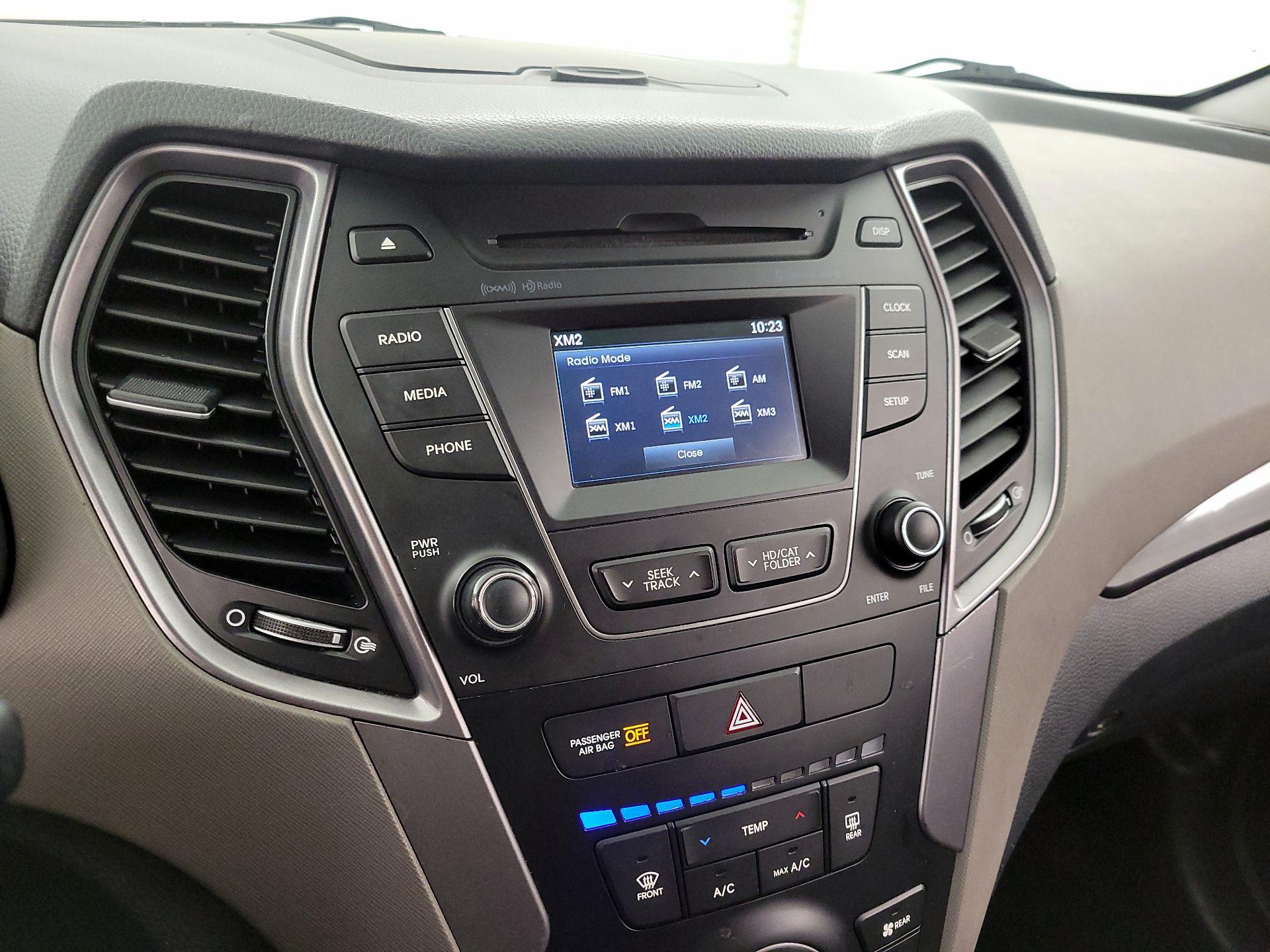 Thumbnail: 2016 Hyundai Santa Fe - 13