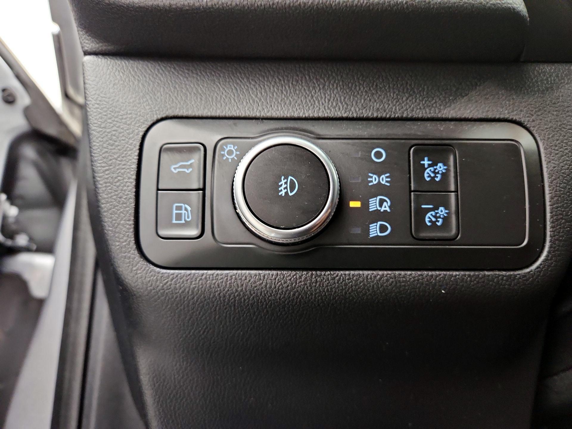 Thumbnail: 2021 Ford Escape - 13