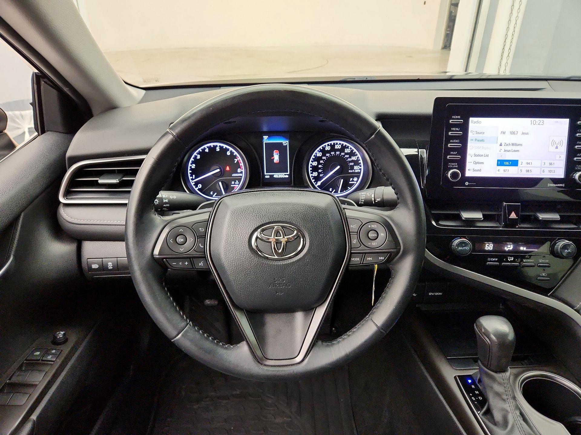 Thumbnail: 2021 Toyota Camry - 10