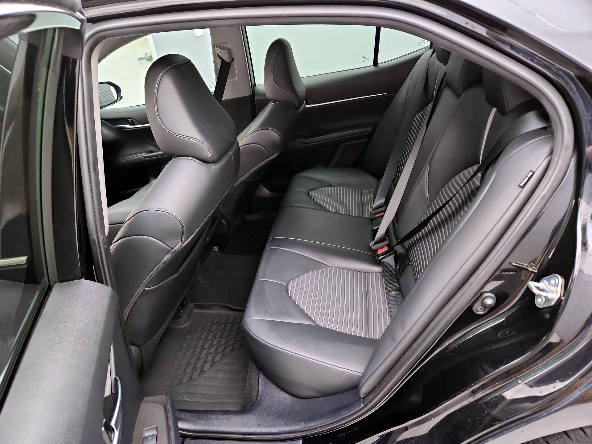 Thumbnail: 2021 Toyota Camry - 20