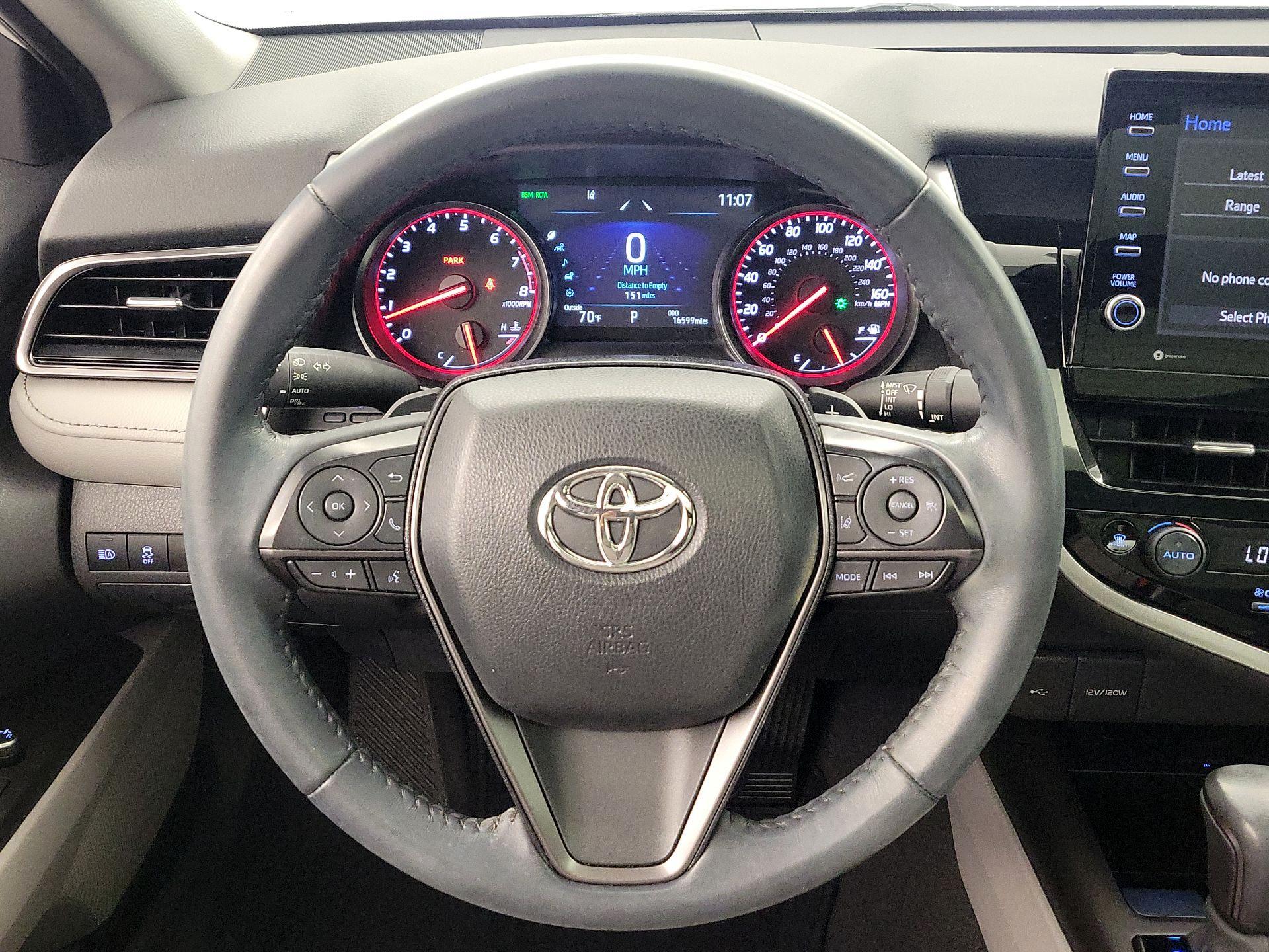Thumbnail: 2021 Toyota Camry - 10