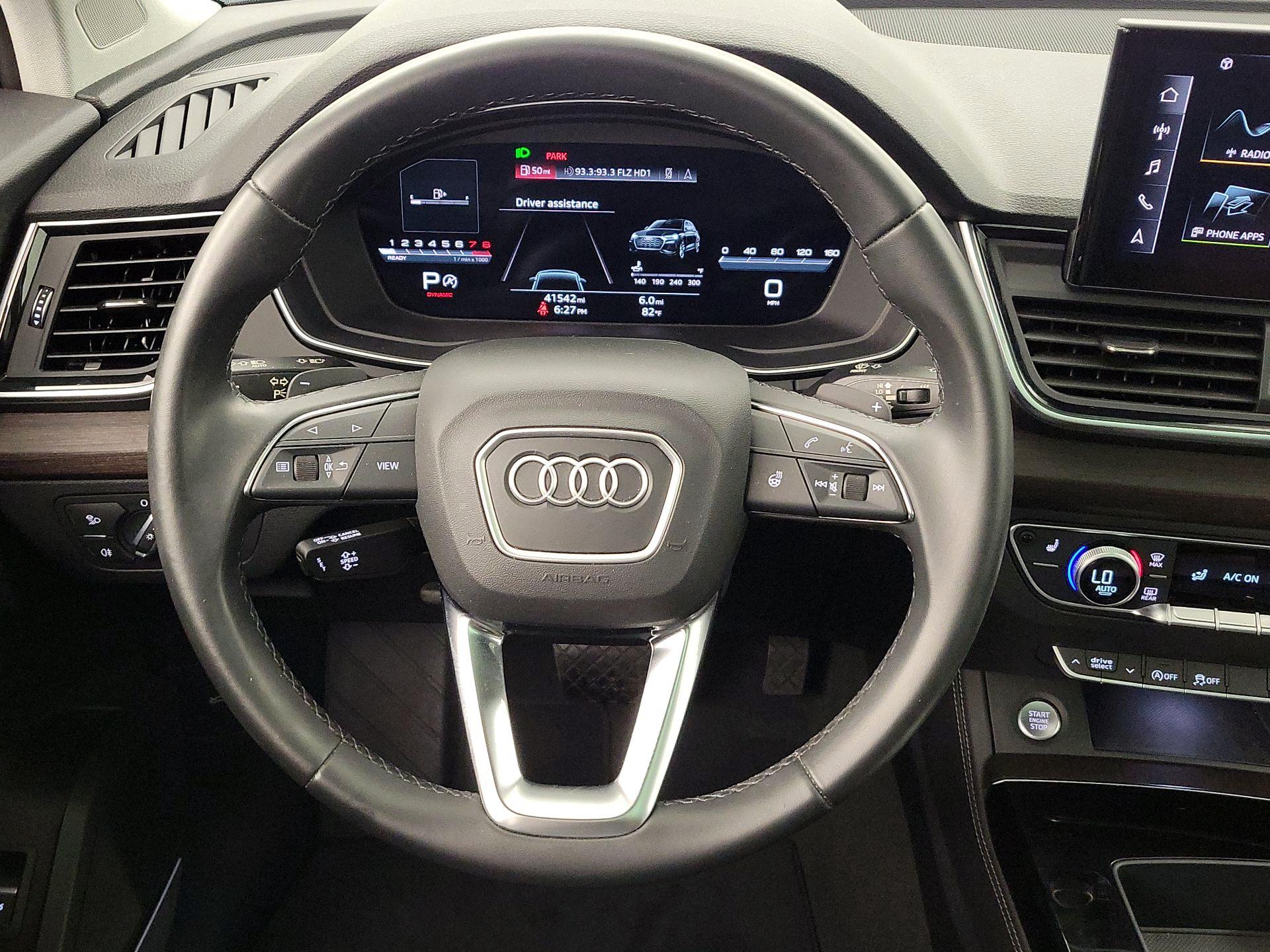 Thumbnail: 2022 Audi Q5 - 10
