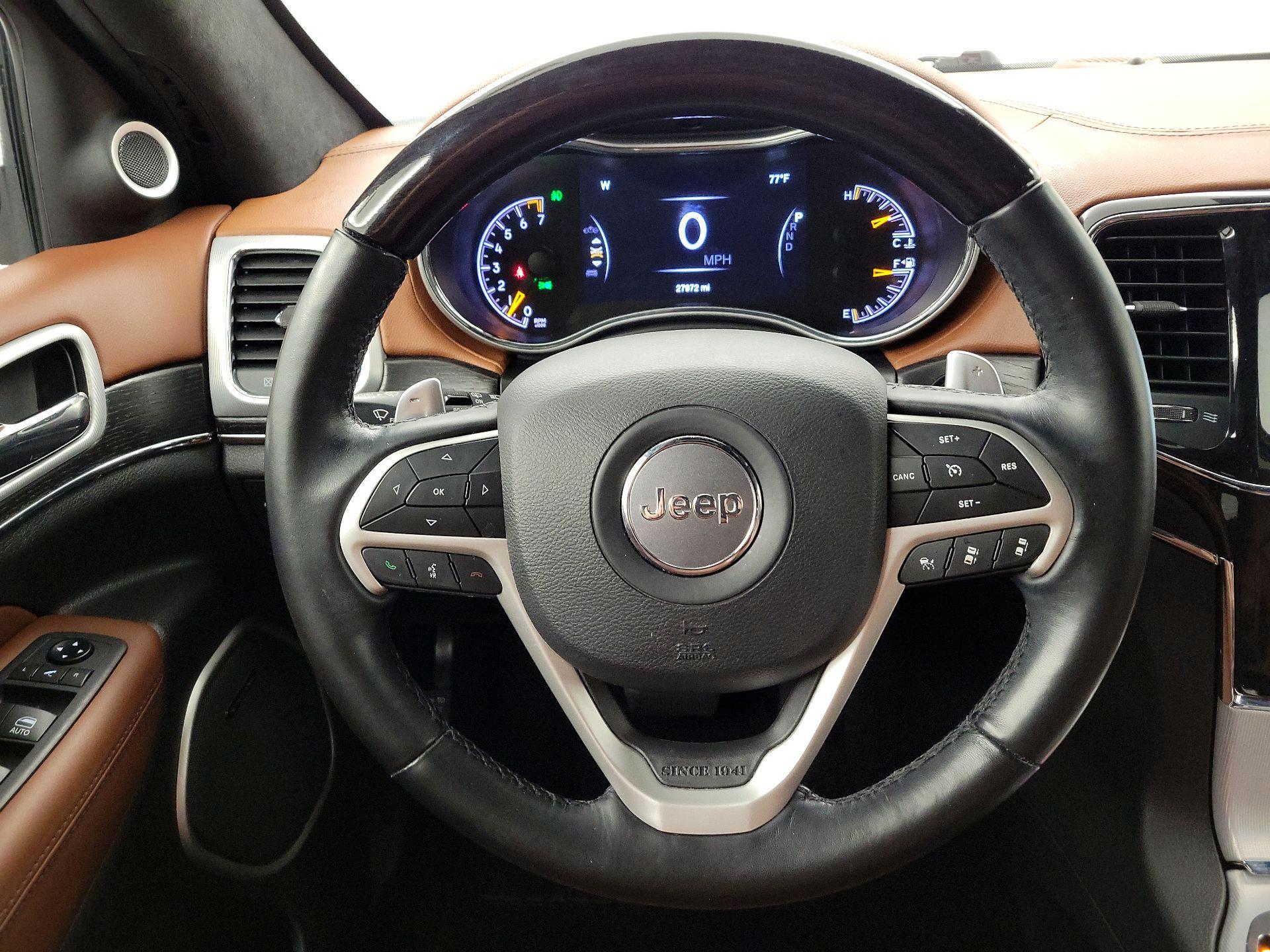 Thumbnail: 2021 Jeep Grand Cherokee - 10