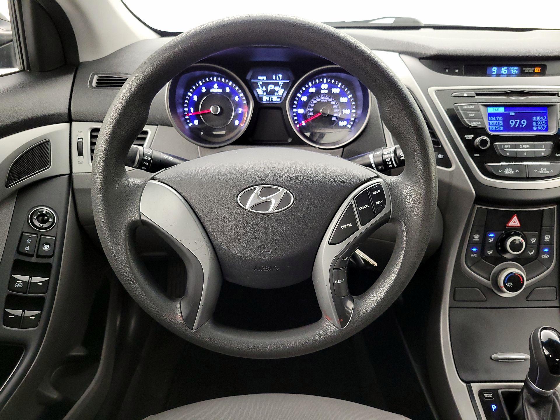 Thumbnail: 2016 Hyundai Elantra - 10