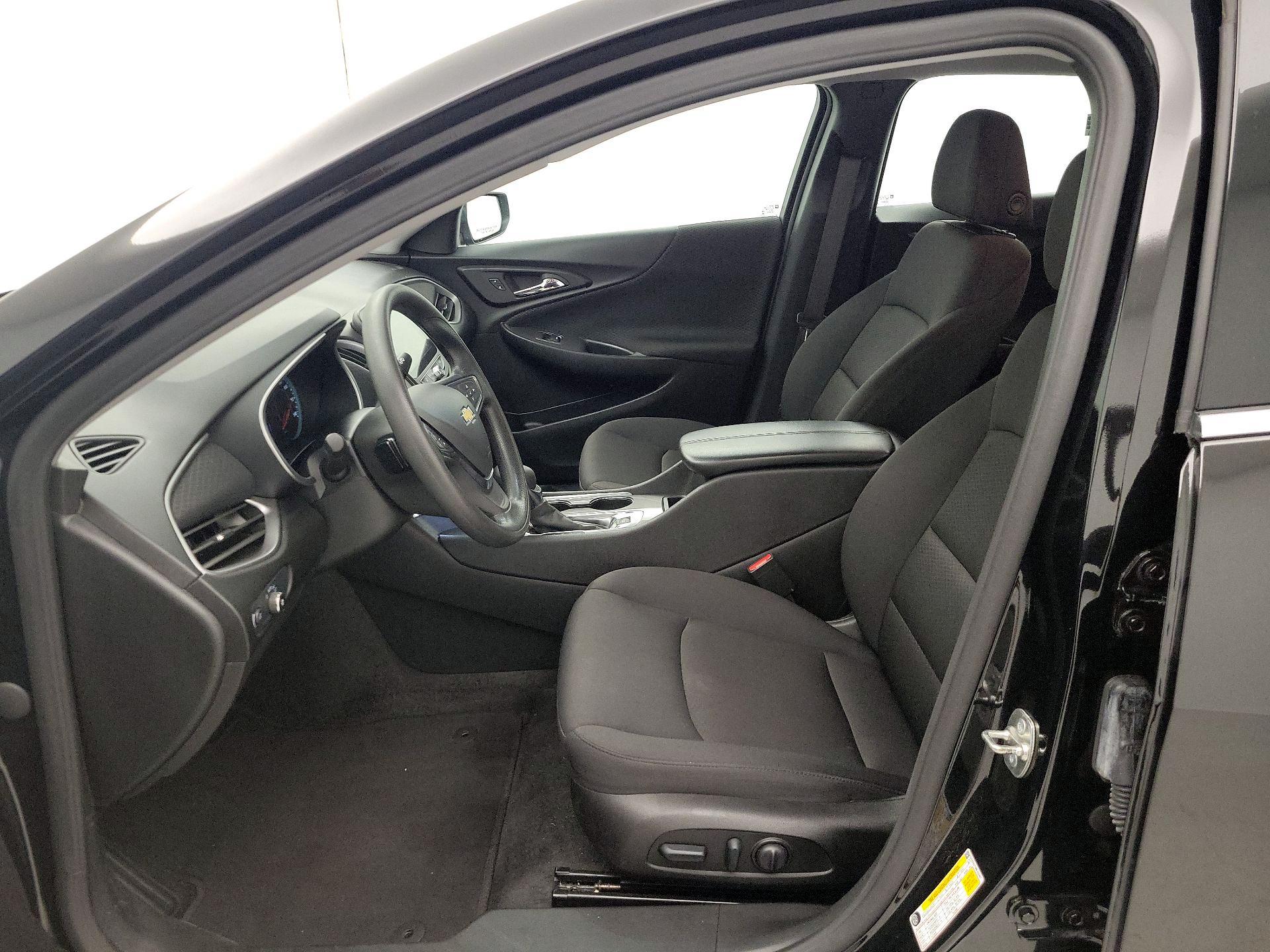 Thumbnail: 2024 Chevrolet Malibu - 11