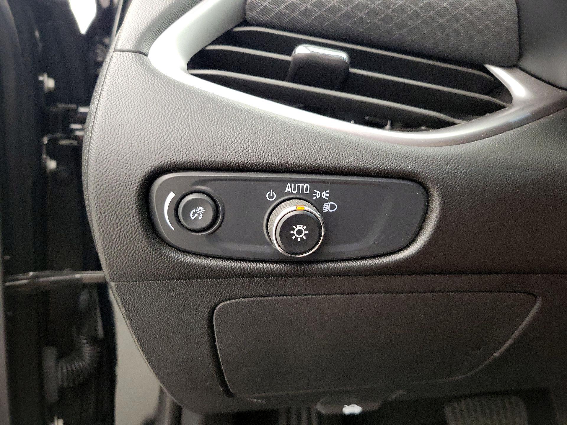 Thumbnail: 2024 Chevrolet Malibu - 13