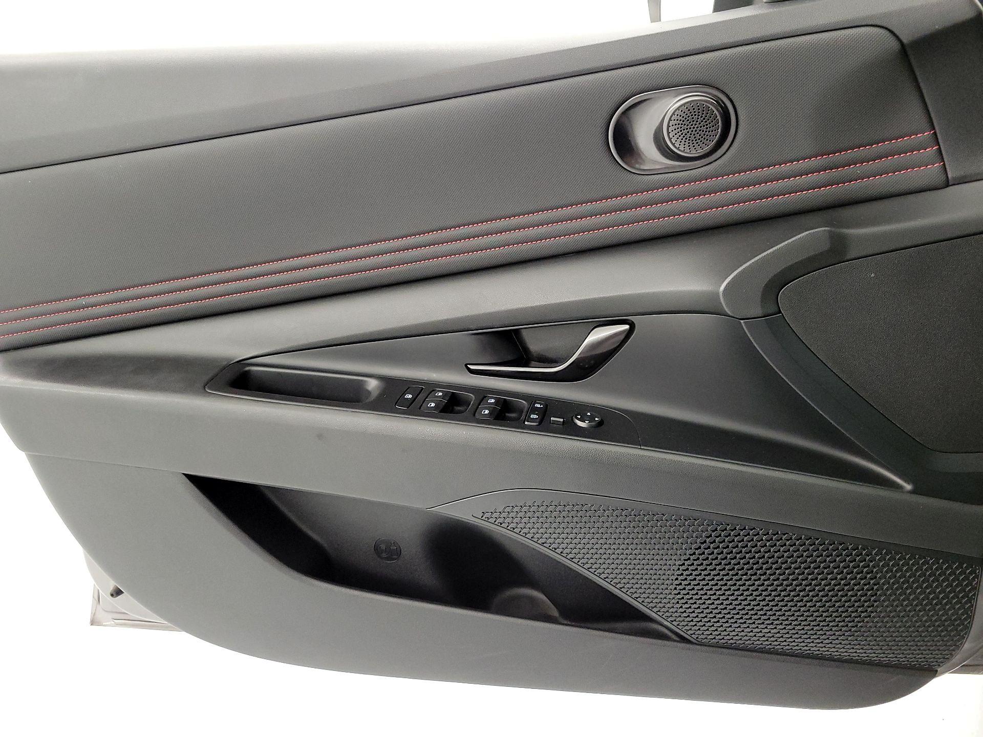 Thumbnail: 2023 Hyundai Elantra - 12